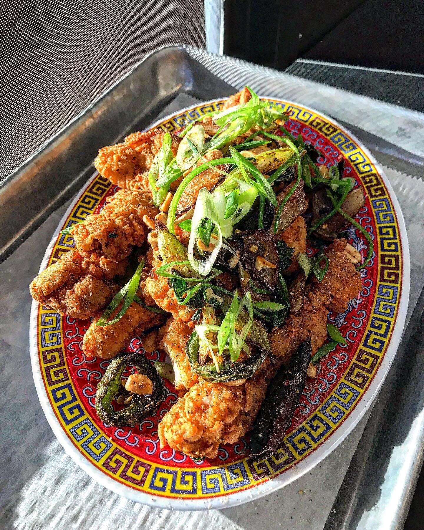 DON&rsquo;T MISS OUT ON THE GOOD SHIT!! ***Click link in bio and sign up for our mailing list***

Uncle&rsquo;s Special Mala Chicken

-Crispy crunchy Bell &amp; Evans chicken thigh
-Caramelized jalape&ntilde;o, celery and onion 
-Cilantro 
-Peanuts 

