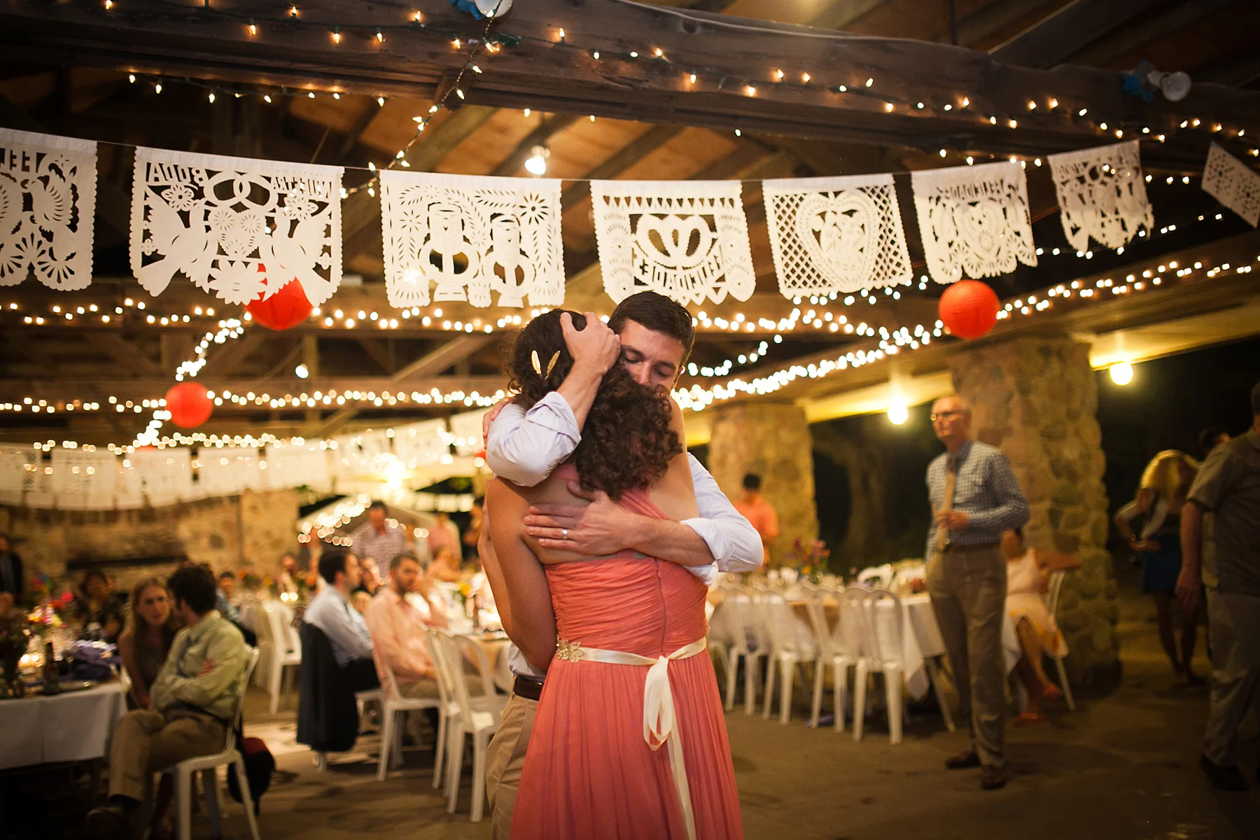michigan-destination-wedding-summer-camp-wedding-at-circle-pines-camp-in-delton-michigan-oriana-koren-documentary-wedding-photography-153.jpg