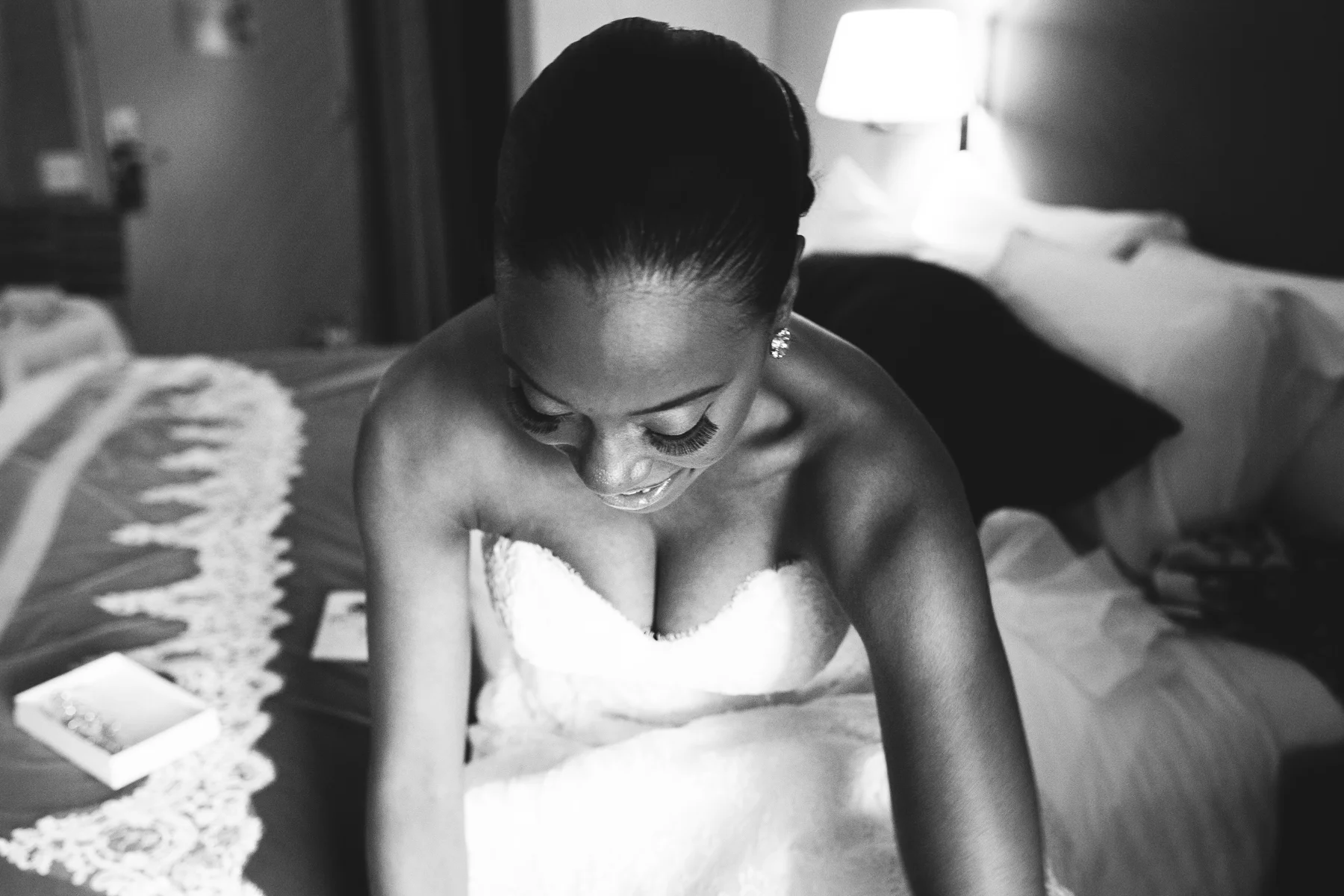 chicago-documentary-wedding-at-a-new-leaf-vintage-inspired-jumping-the-broom-oriana-koren-0896.jpg