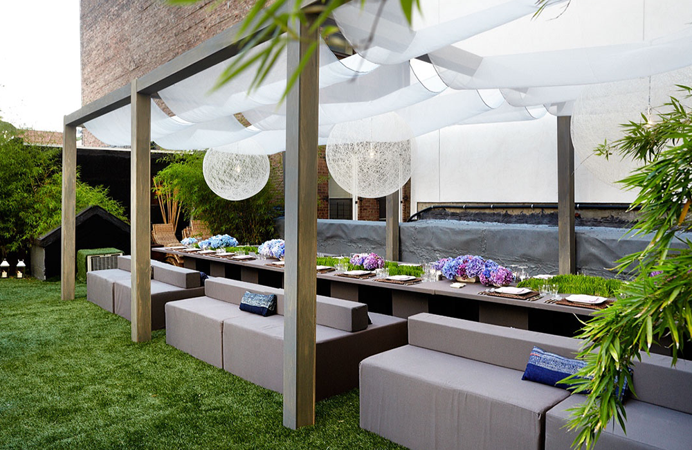 Rooftop Dinner Party<a href=“http://www.ligevents.com/rooftop-dinner-party”></a><strong>View More</strong>