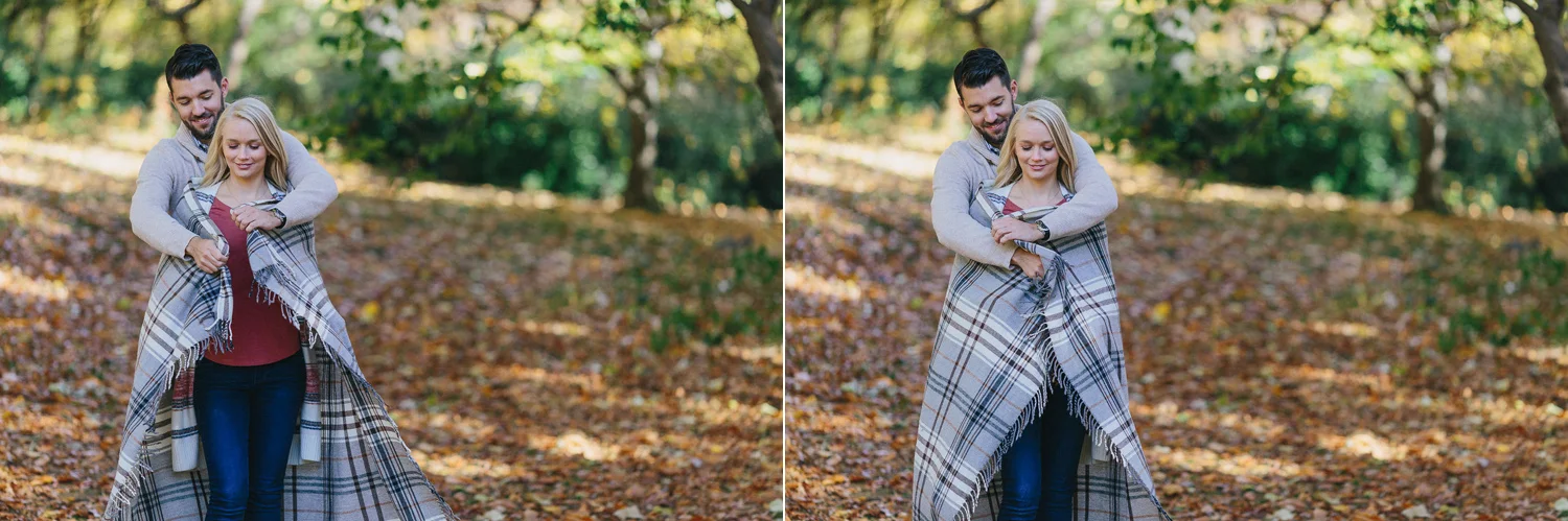 Jenna and Andrew's Cosy Fall Engagement | Brooklyn Bridge. Centr