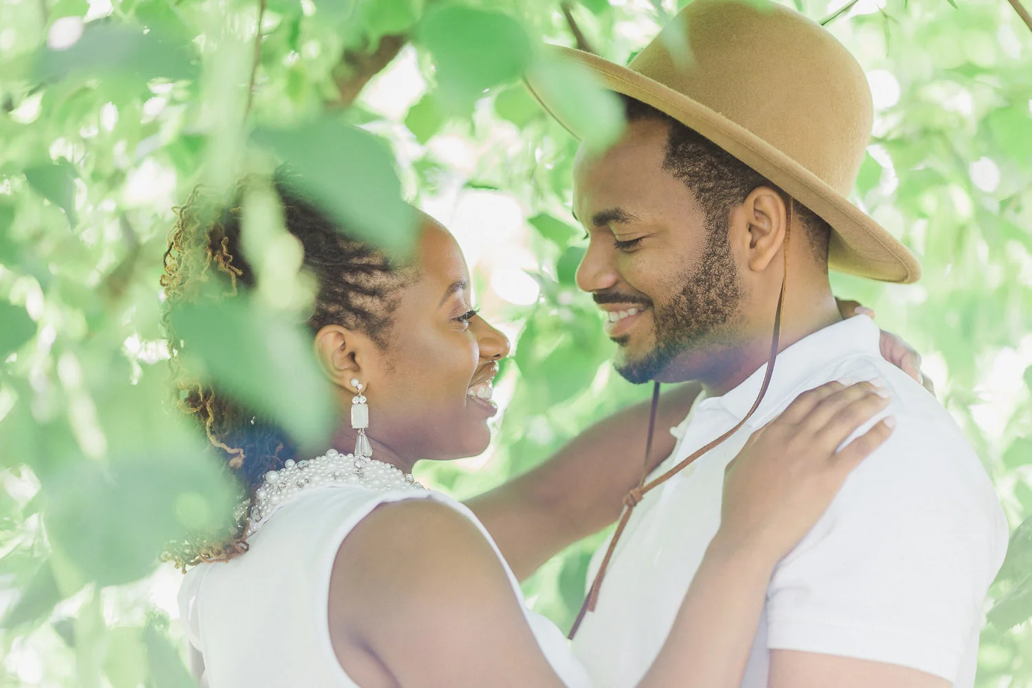 Roshelle & Wayne's Wave Hill Garden Engagement