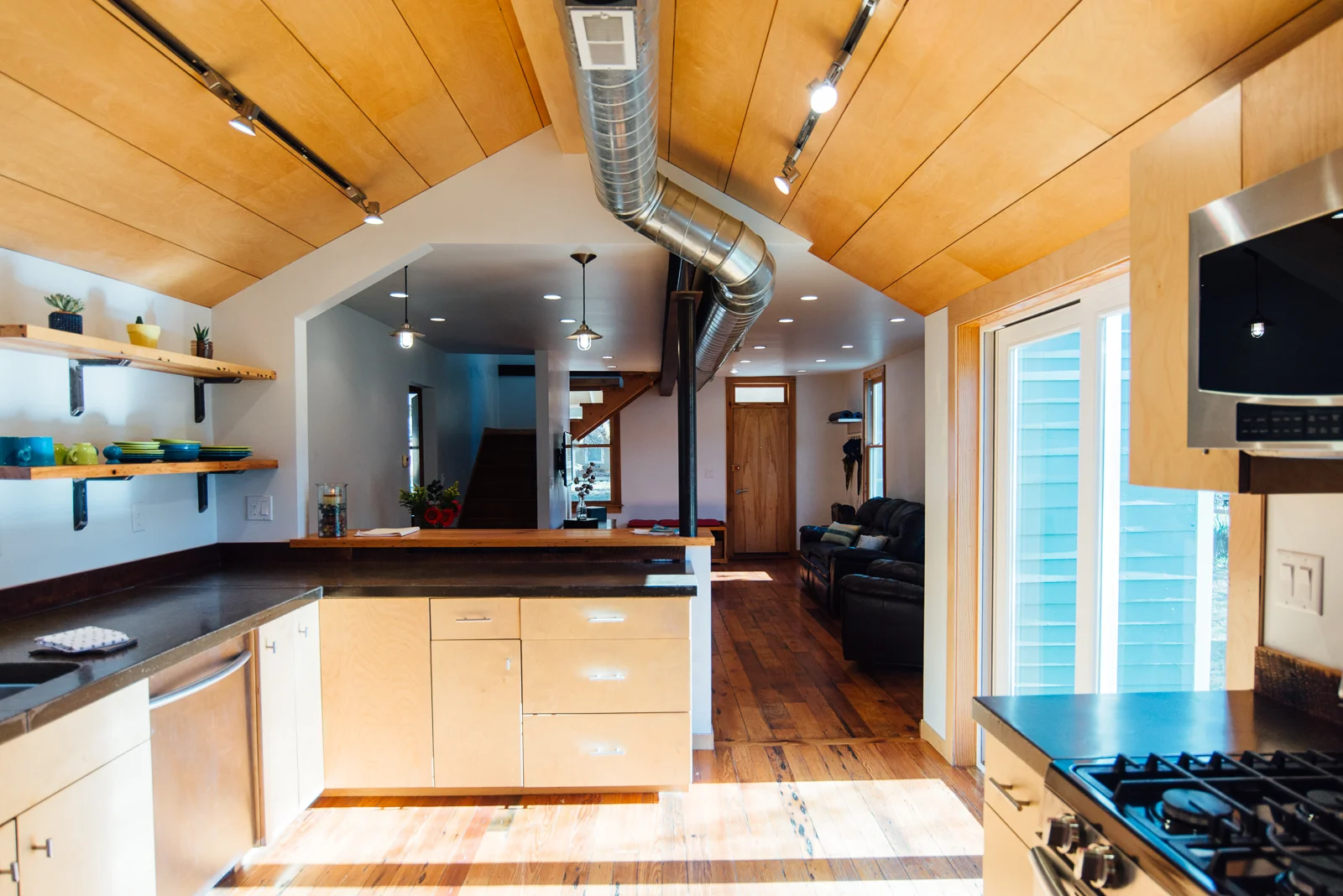 ©StructRestruct_1109_renovation_2016_1600px-11.jpg