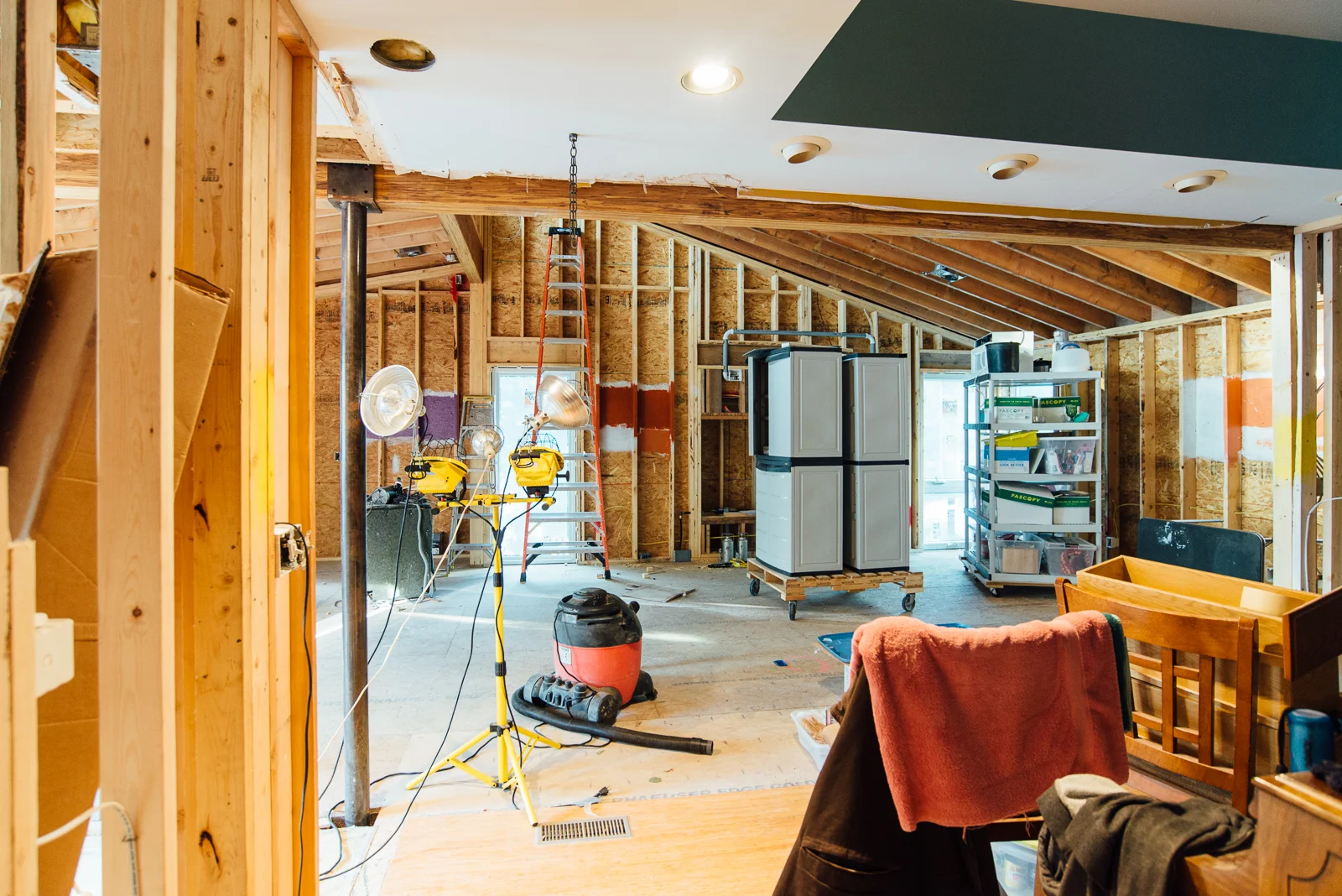 ©StructRestruct_1846L_remodel_1600px-6.jpg
