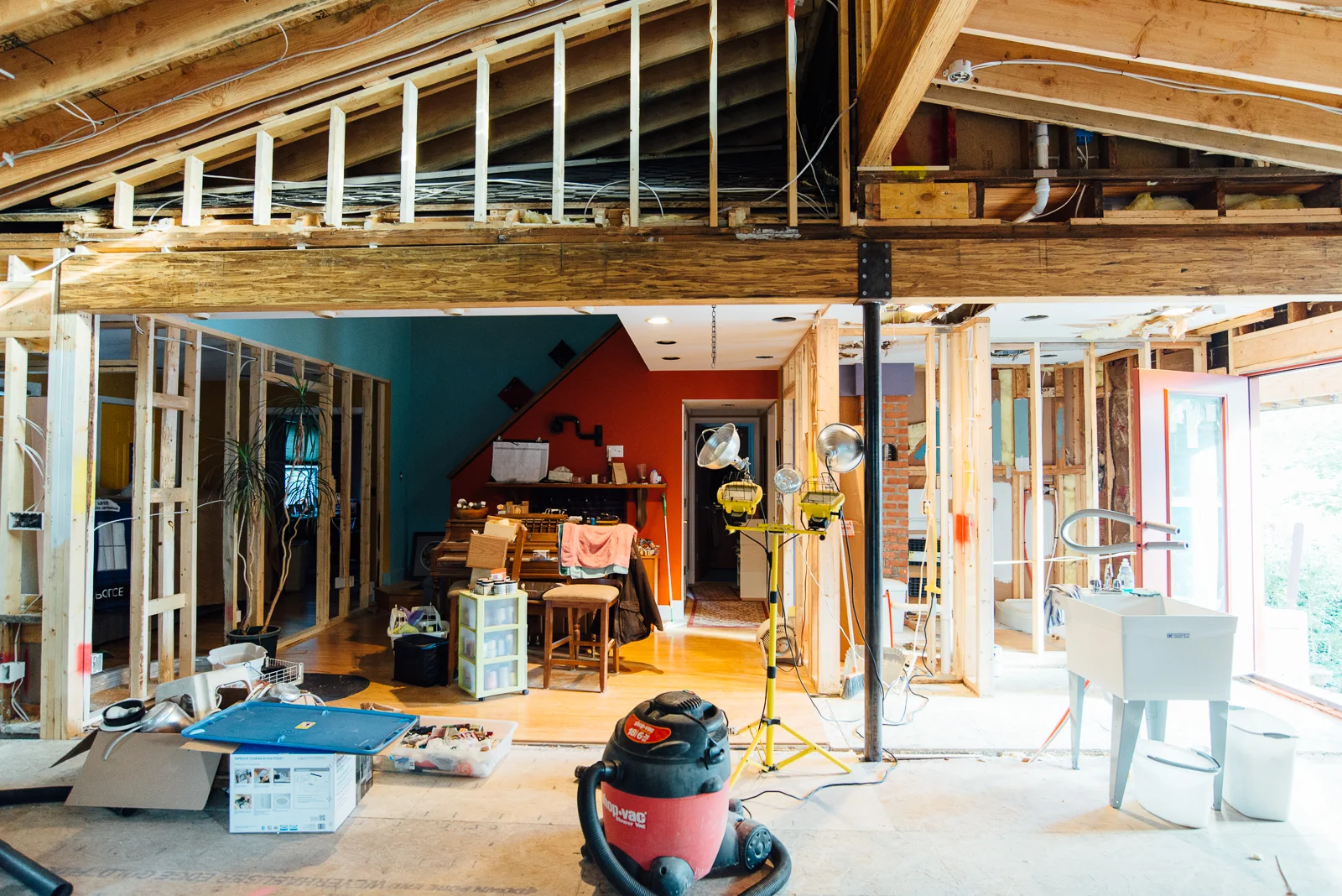 ©StructRestruct_1846L_remodel_1600px-8.jpg
