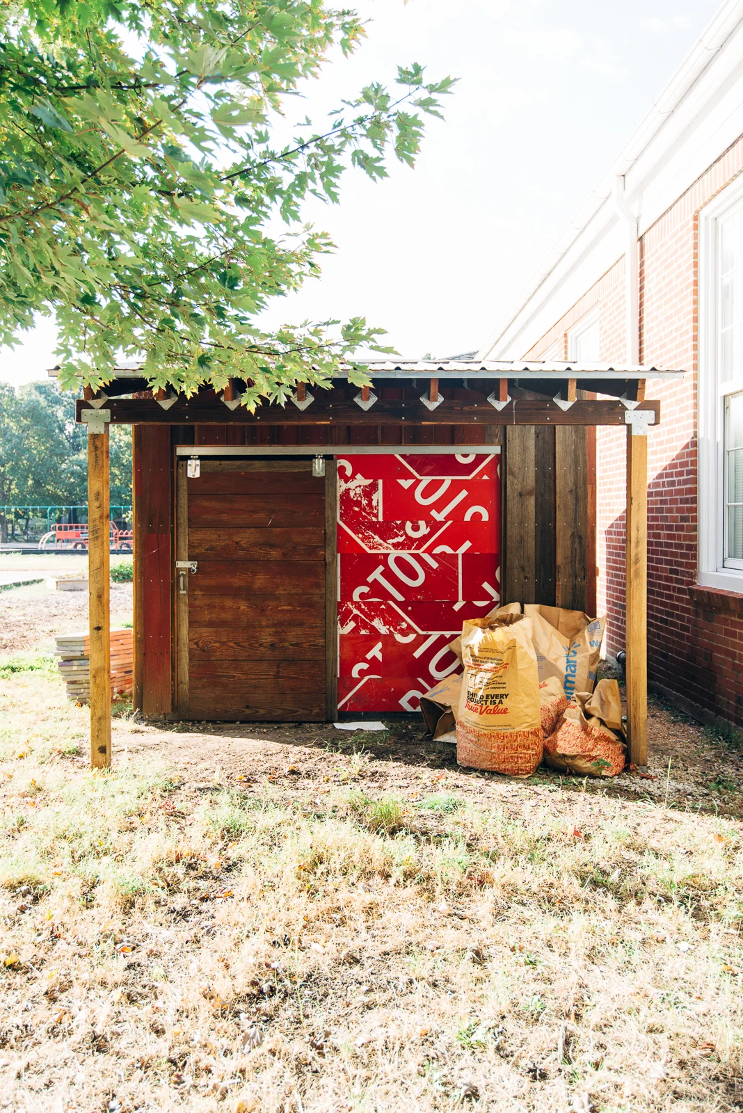 ©StructRestruct_NYSchoolShed_1600px-3.jpg
