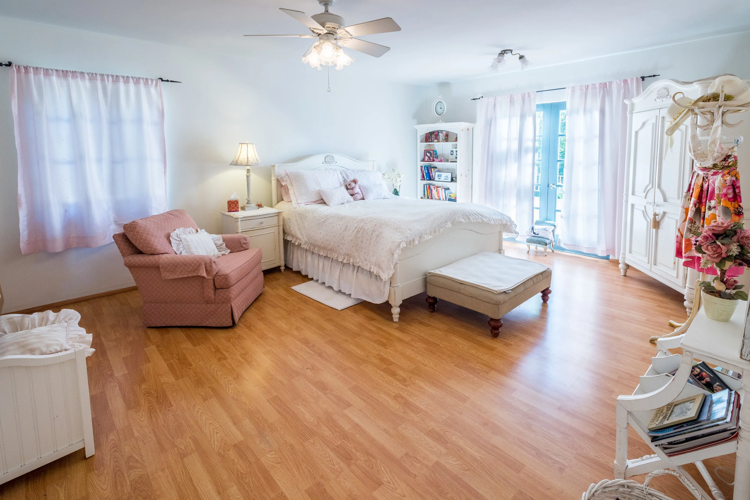 43 Bedroom2.jpg