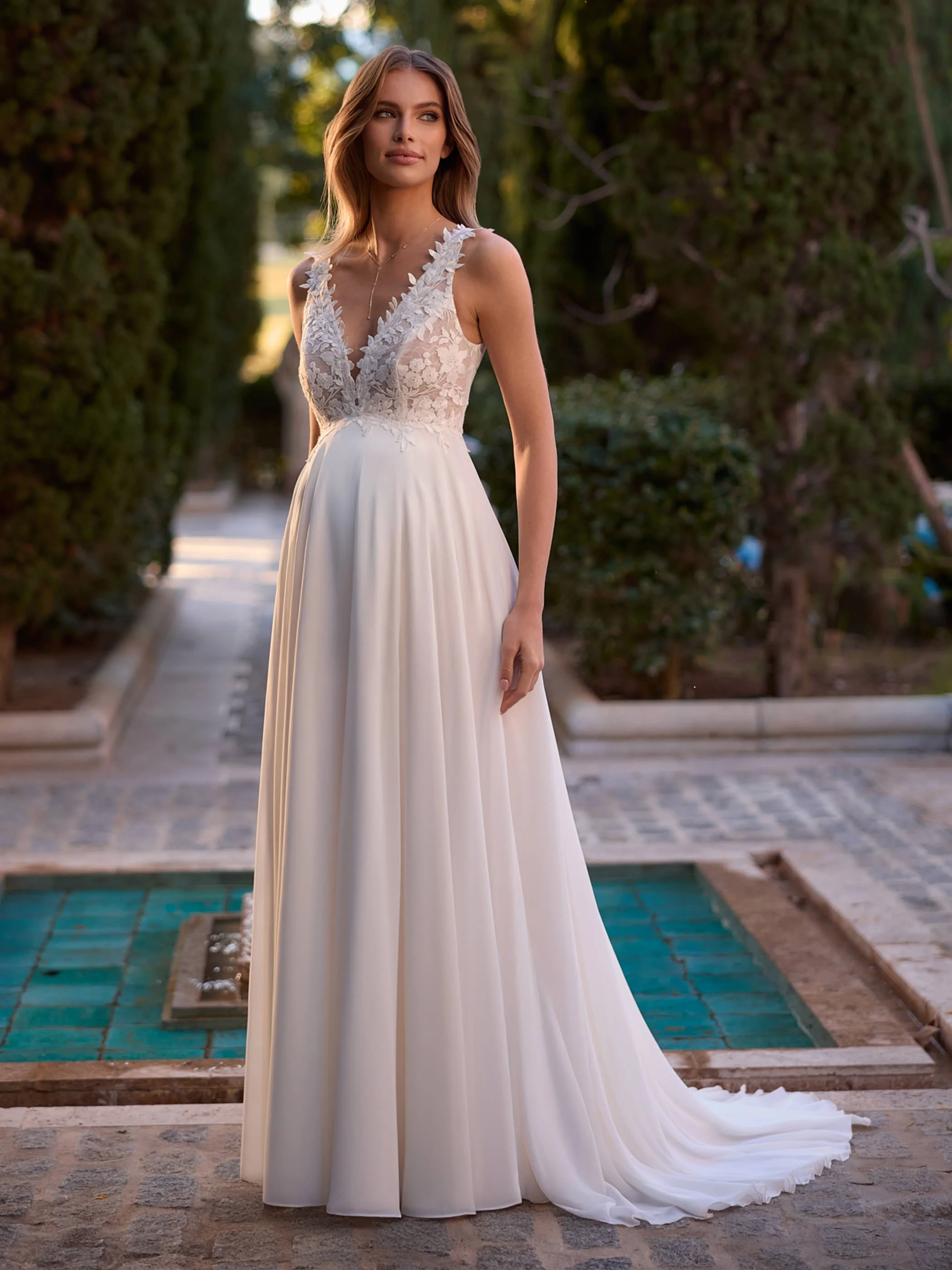 Judy — Sizes 6–14 — Ivory
