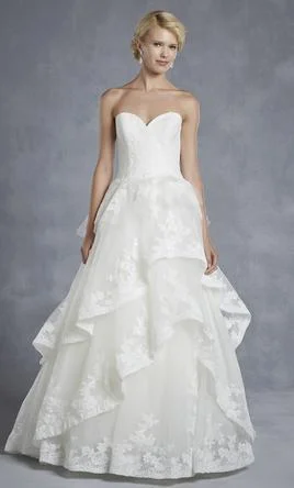 Enzoani-Hollister-Ivory-2015-913938.jpg