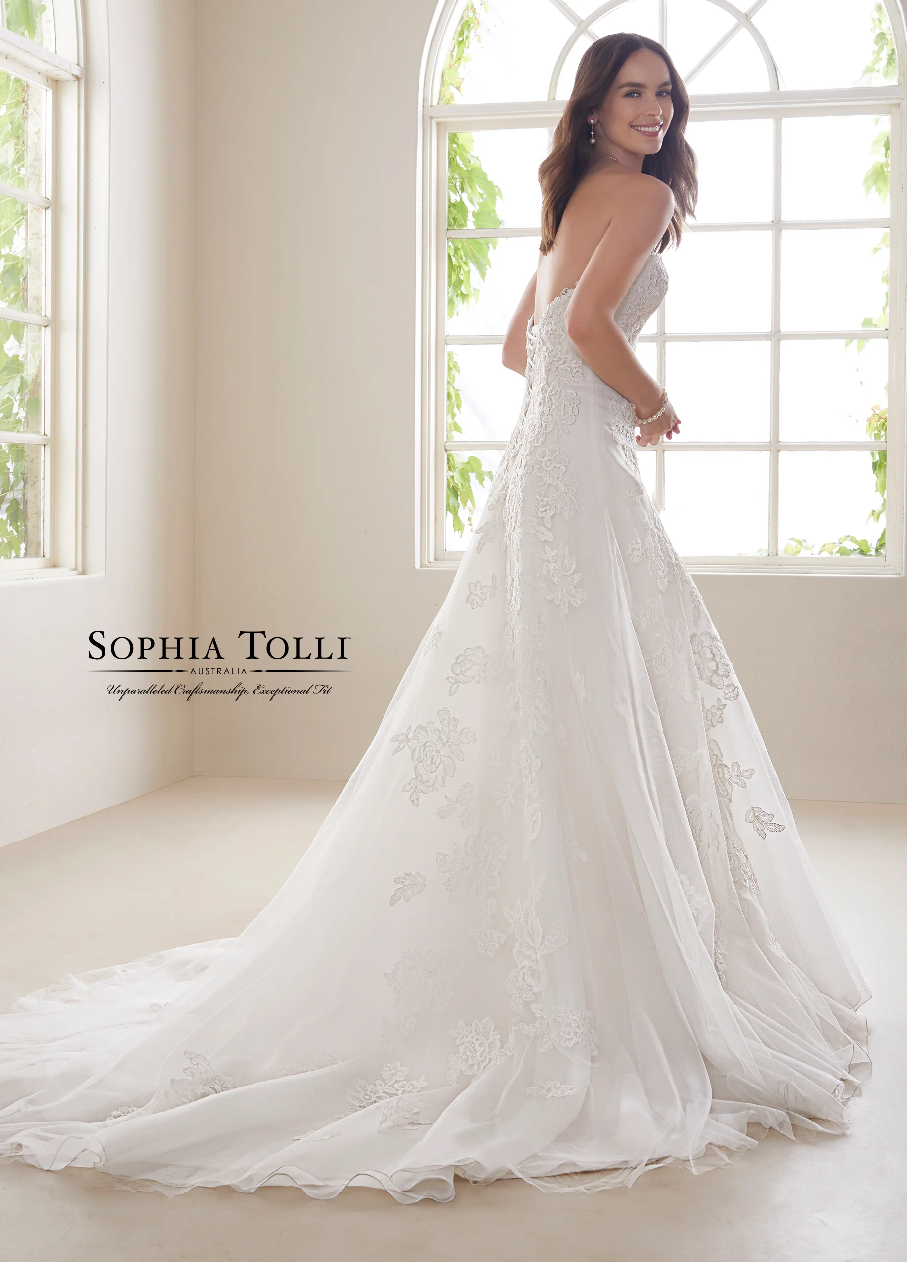 SophiaTolli-Y21827-Back.jpg