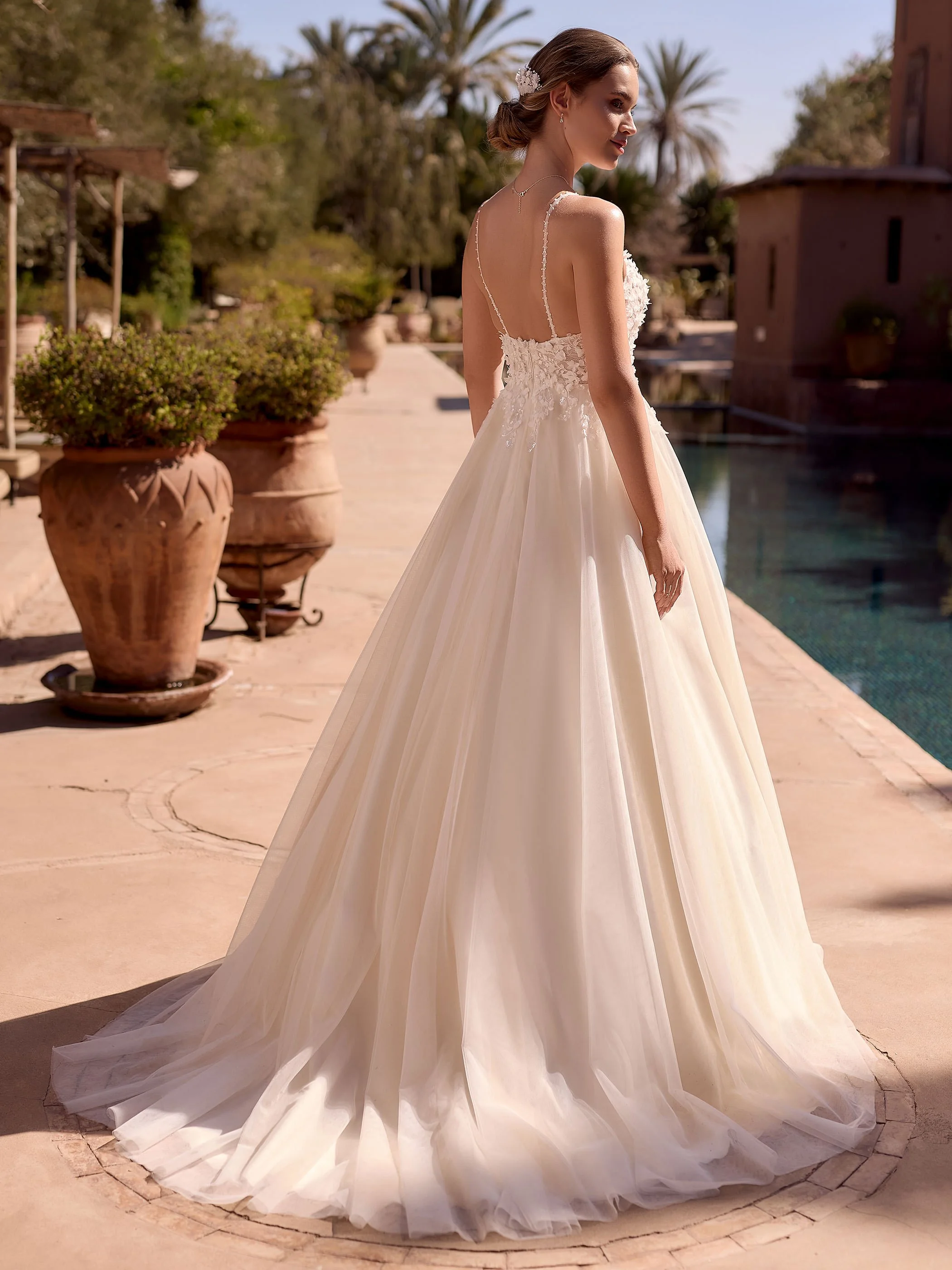 Ariana — back view