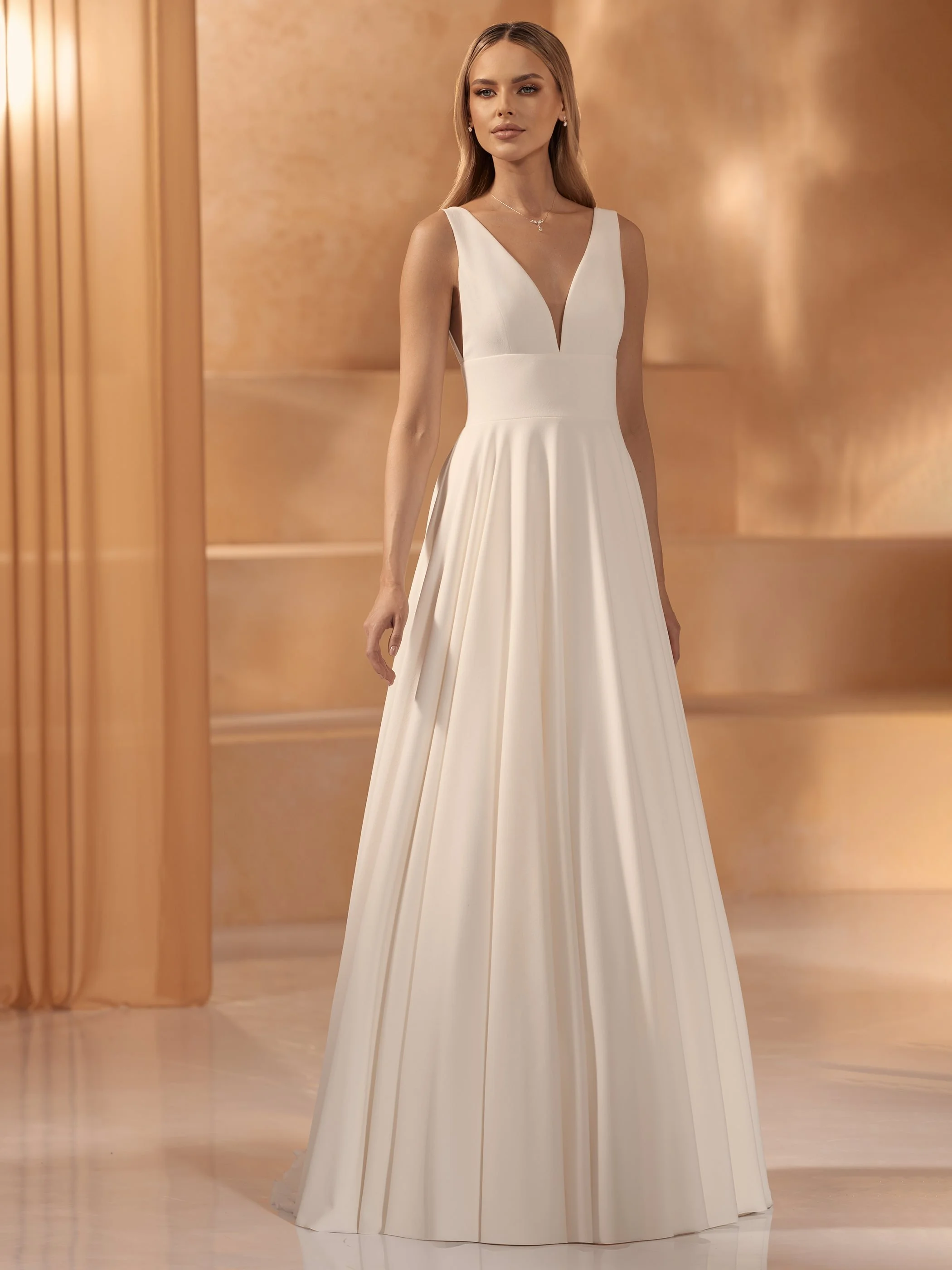Pola — Sizes 4–12 — Ivory