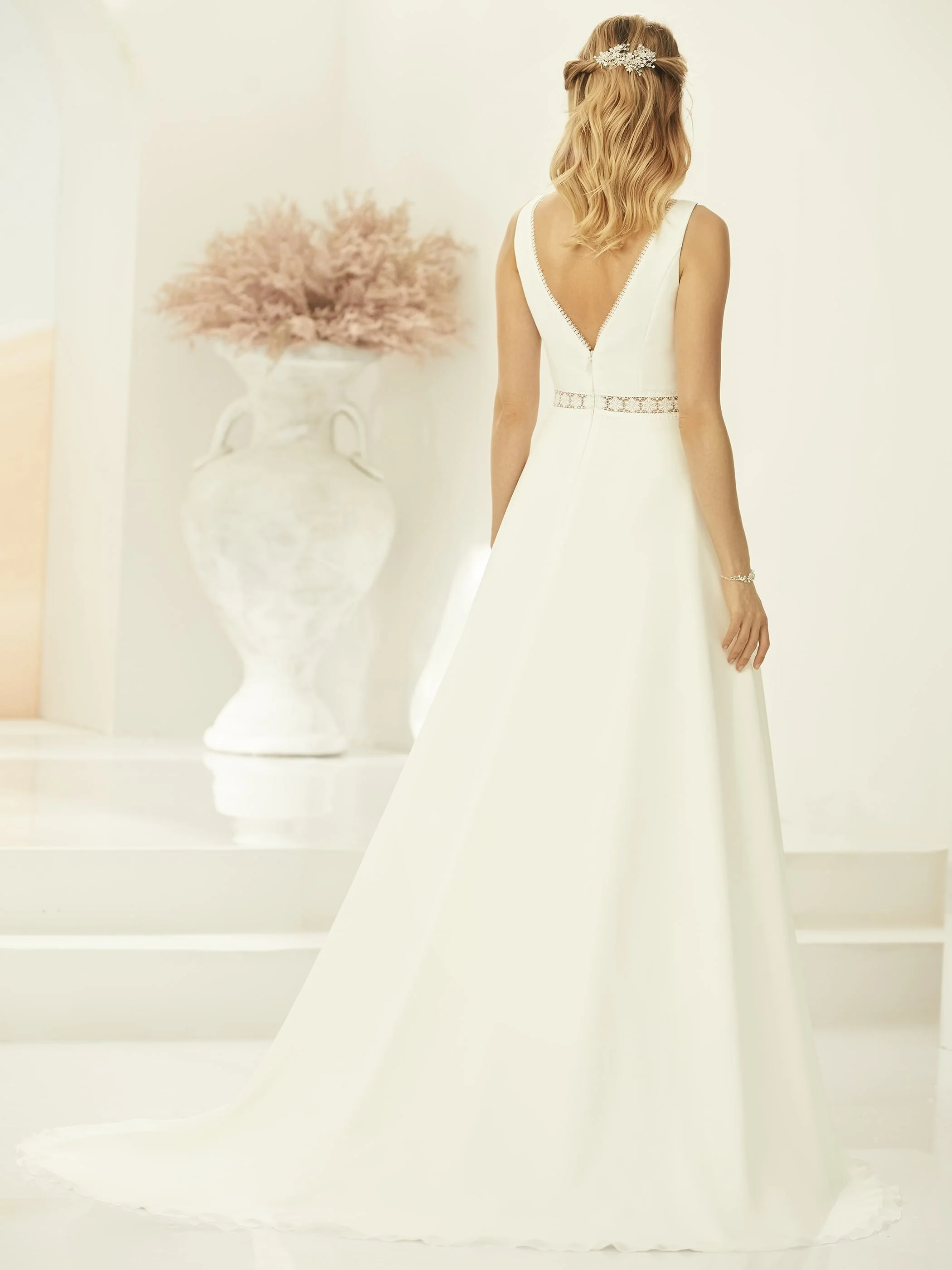 Azaria — back view