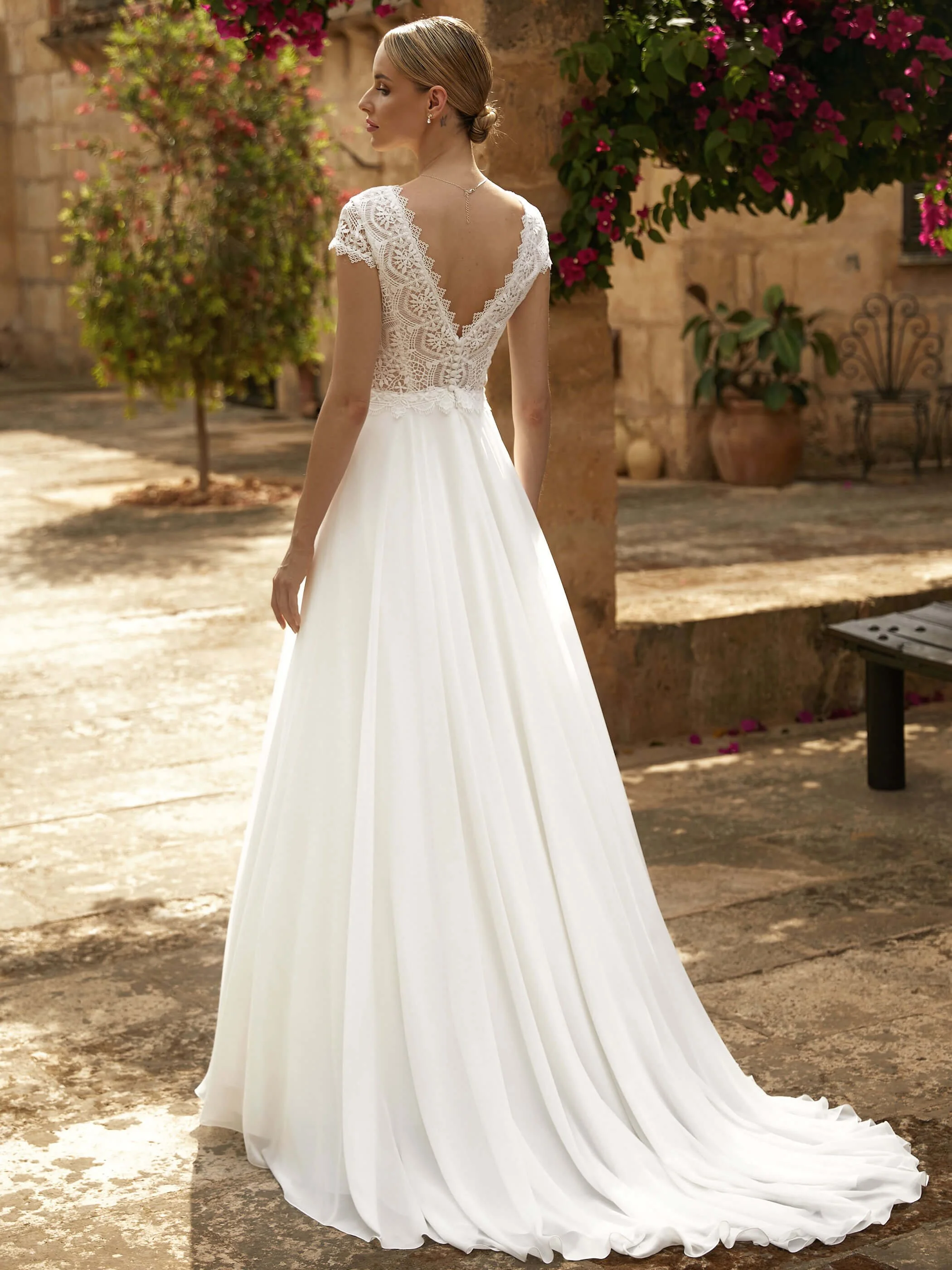 Teresa — back view