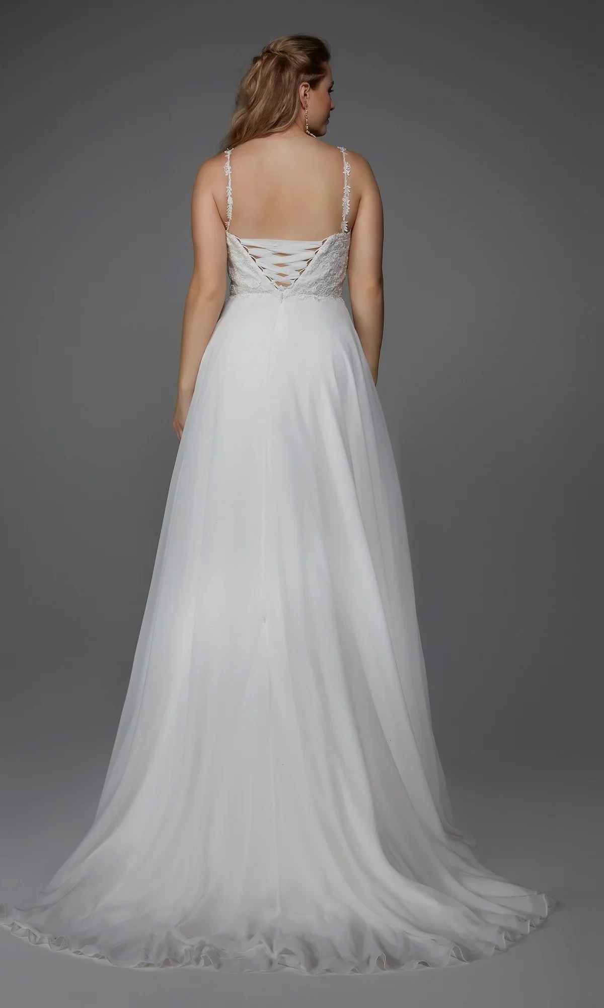 7018-Diamondwhite-2-13764--046--Long-Formal-Dress.jpg.webp