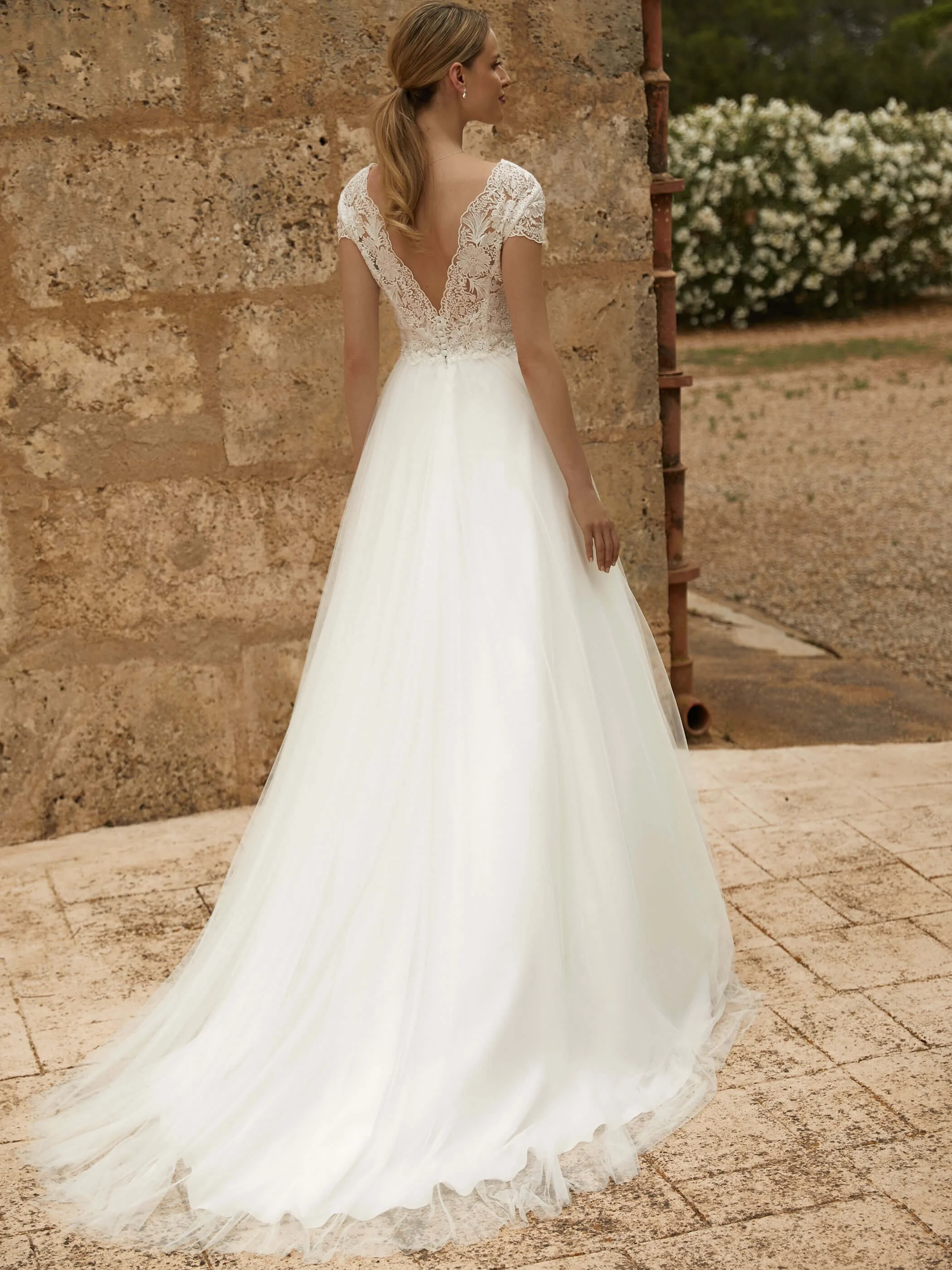 Hannah — back view
