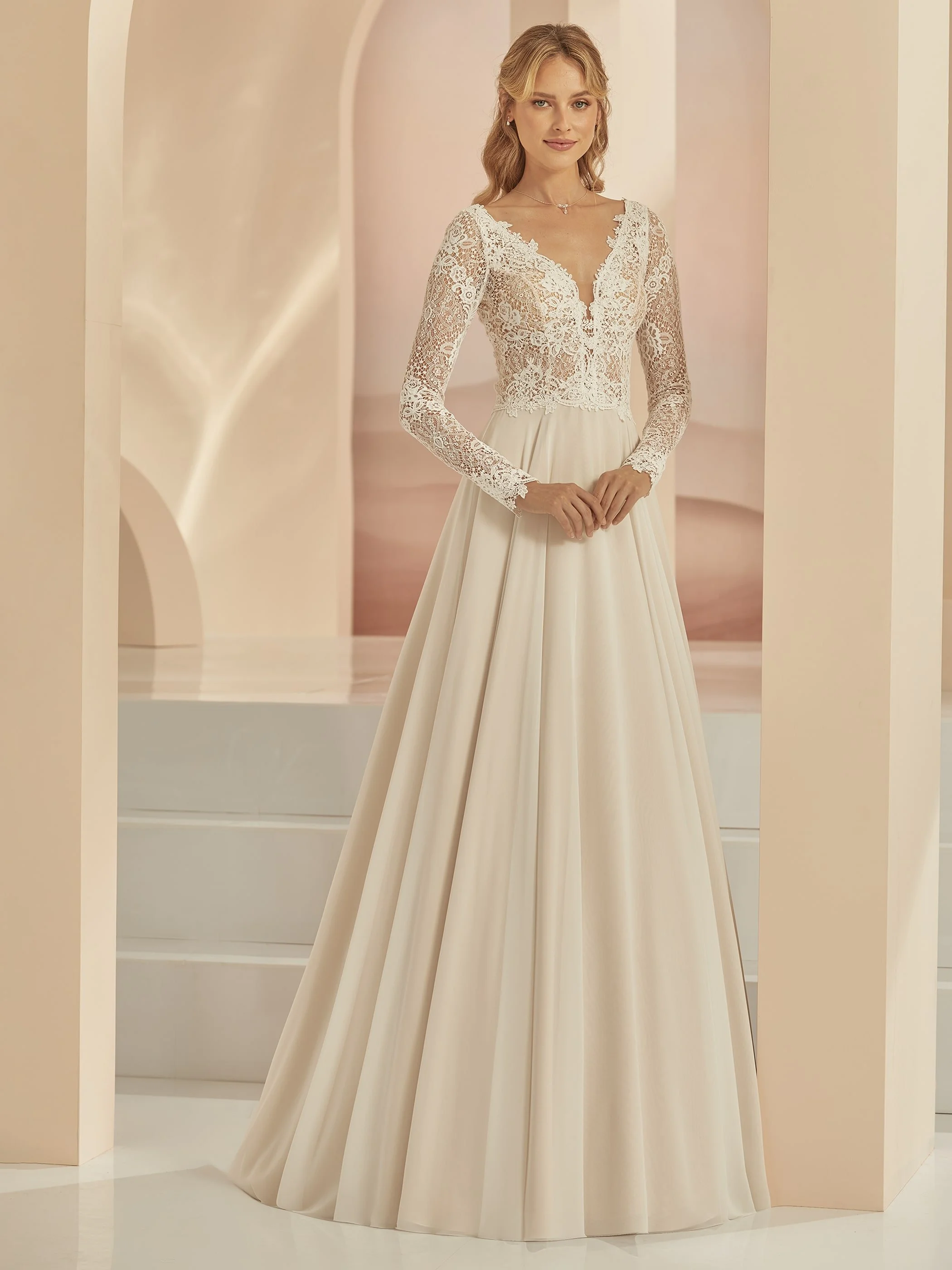 Famosa — Sizes 4–18 — Champagne, Ivory
