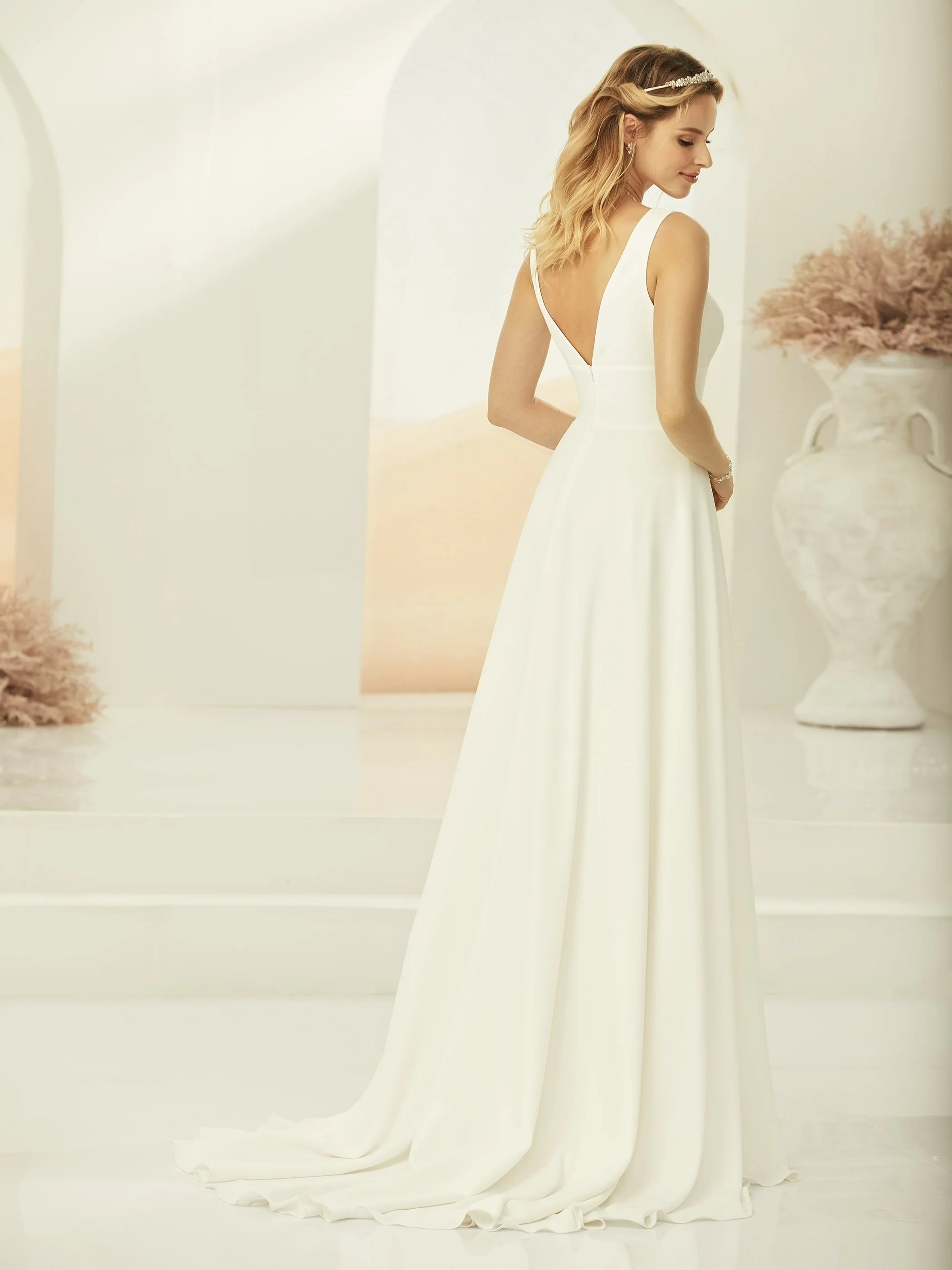 Anastasia — back view