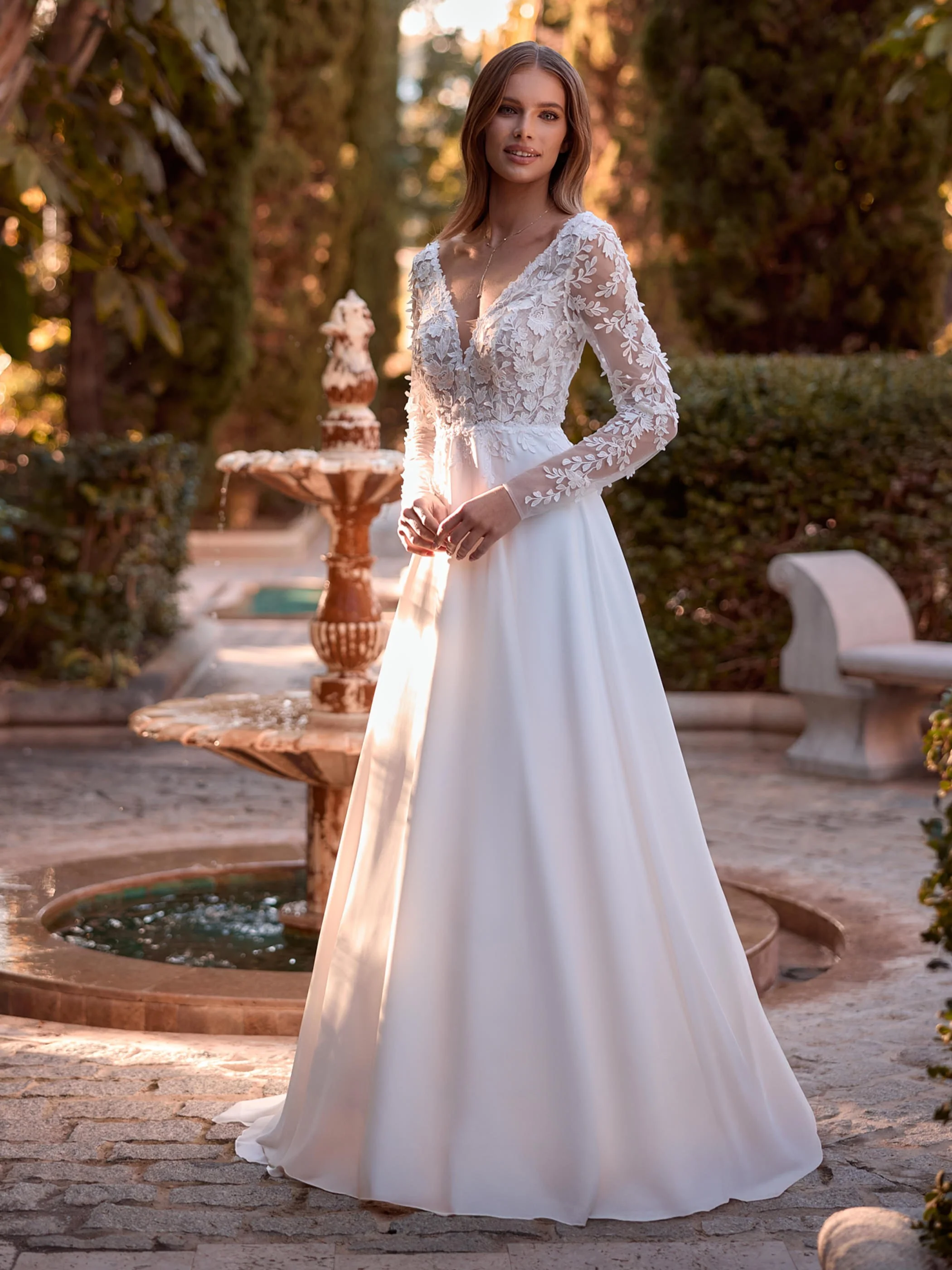 Rosalinda — Sizes 4–14 — Ivory