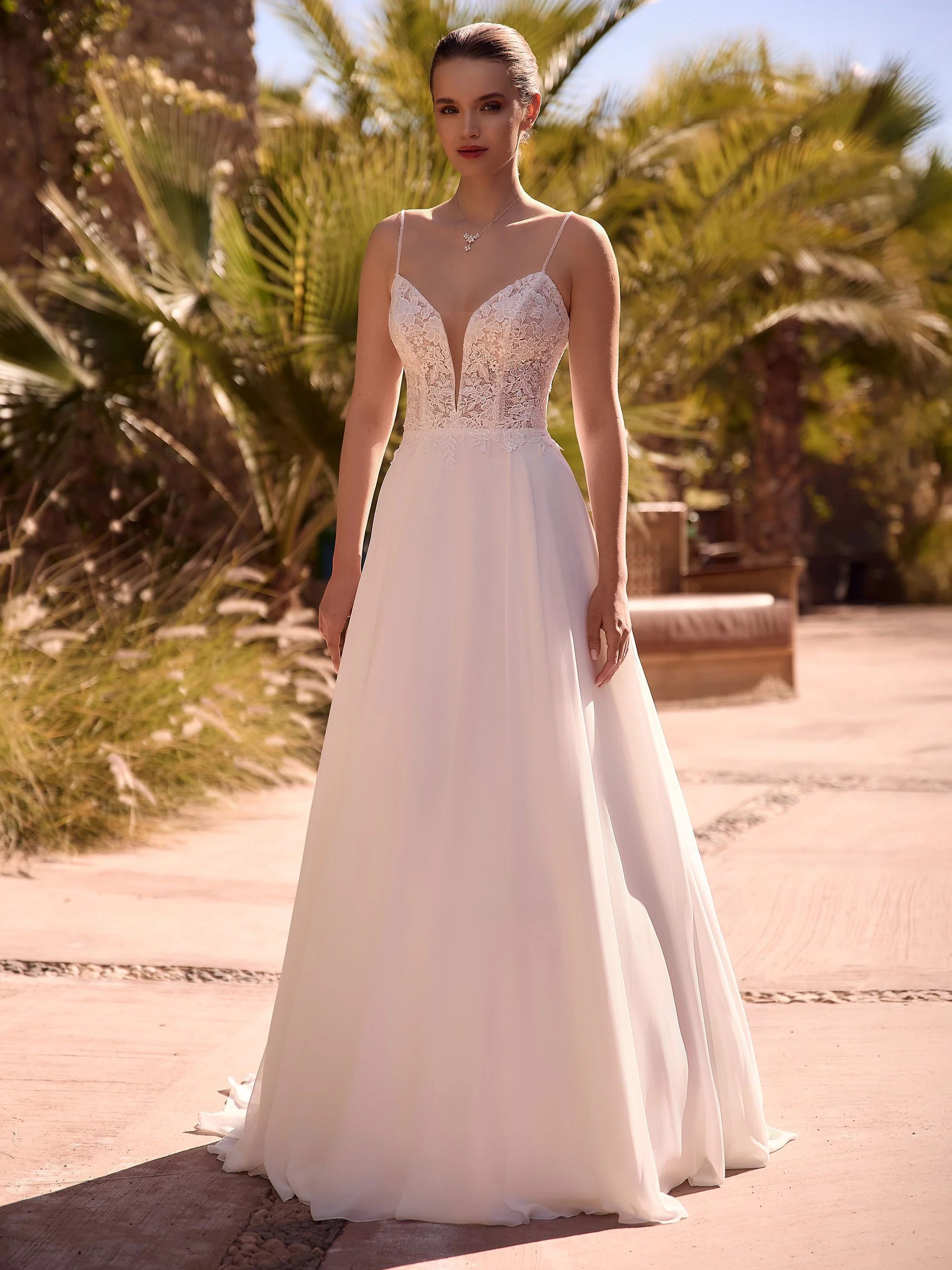 Lineth — Sizes 4–14 — Ivory