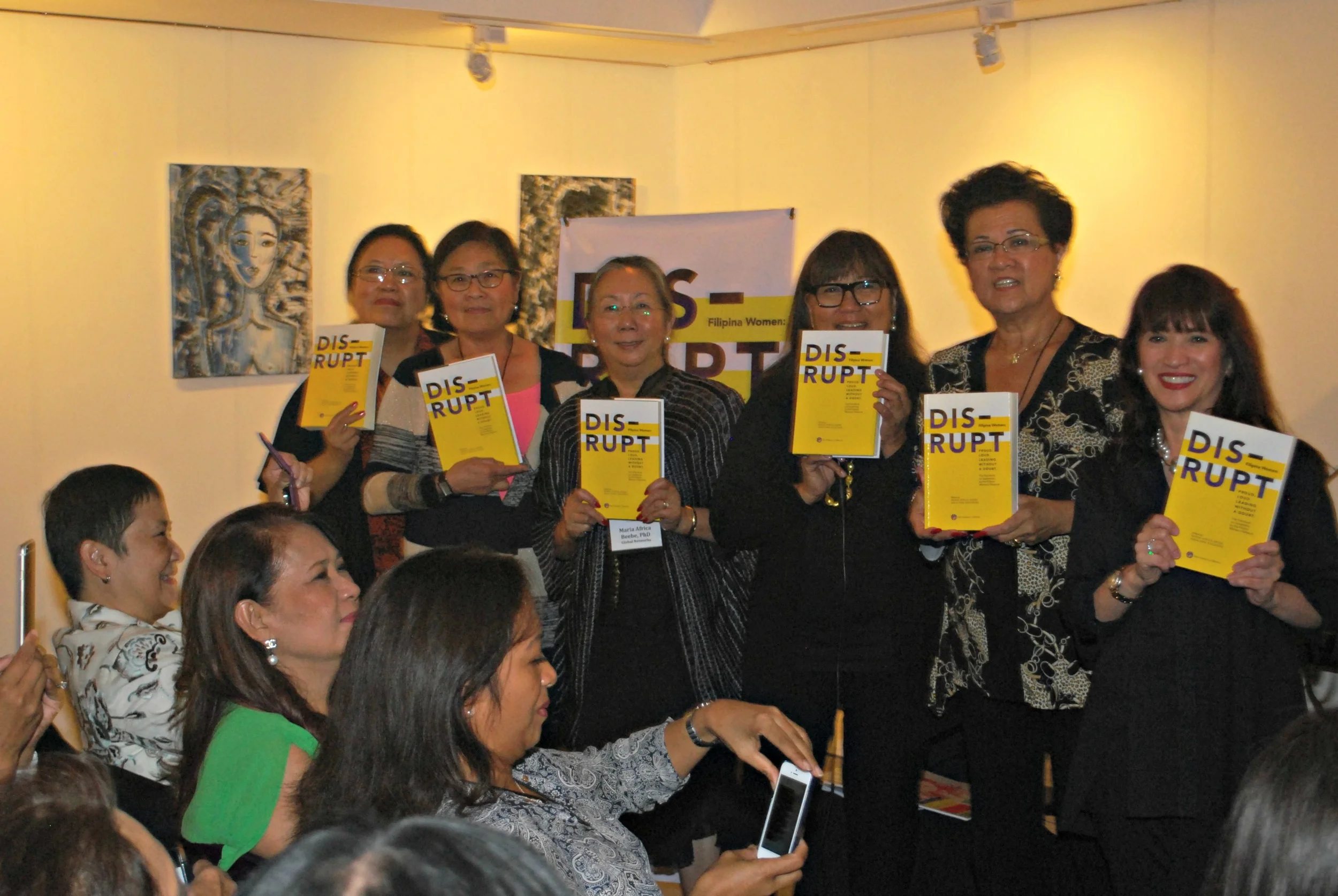 From left: Elena Mangahas, FWN Board Chair; Maya Ong Escudero, Managing Editor, DIS-RUPT; Maria Beebe, Chief Editor, DIS-RUPT; Marily Mondejar, FWN CEO and Founder; Gloria T. Caoile, National Political Director of Asian Pacific American Labor Alliance and FWN Advisory Board Chair; and Delle Sering-Fojas, CEO, 77 Corporate Group (Photo by Jonathan Largadas)