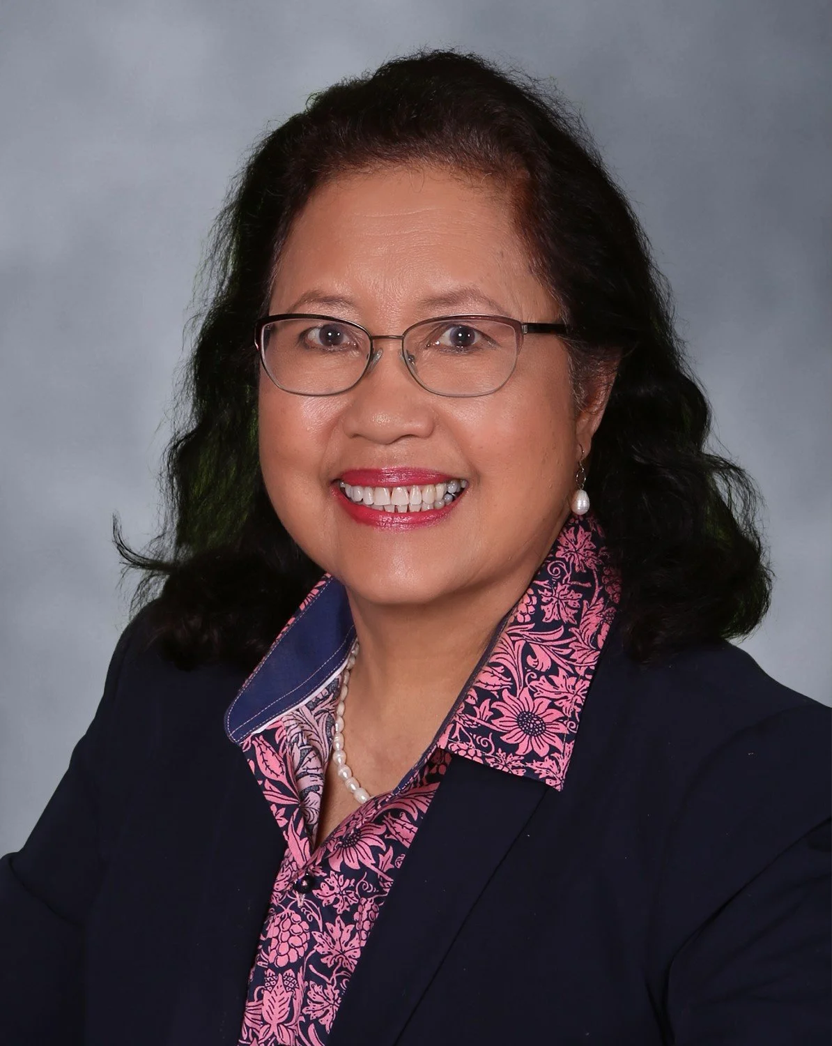 Elena Mangahas