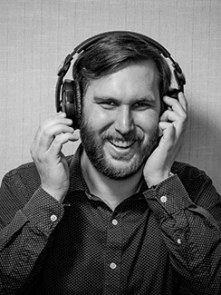 Spencer Carson | Head Engineer   Spencer is that rare combination of audiophile / normal person (or Jim Henson / golden retriever). And we couldn’t be happier for it. We recognized Spencer as a special talent early on, when he was still a bubbling intern. Now he’s risen to become our bubbling head engineer, leading all audio production technical needs – plus, he’s an amazing musician, creating all of our original compositions.&nbsp;