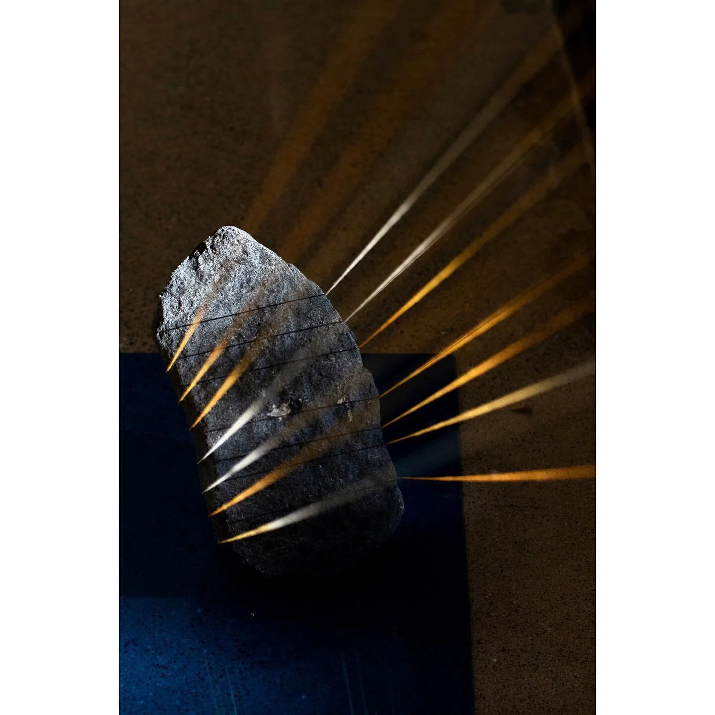 Bearing No. 5.
.
-Drawing with string.
8.10.22
String, rock, plexiglass, sunlight
.
#installationart #rock #lines #drawinginspace #stringdrawing #fiberart