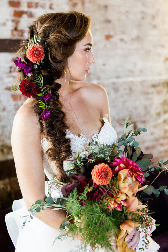 JEWEL TONED WEDDING INSPIRATION ON 100 LAYER CAKE, JAN 2016