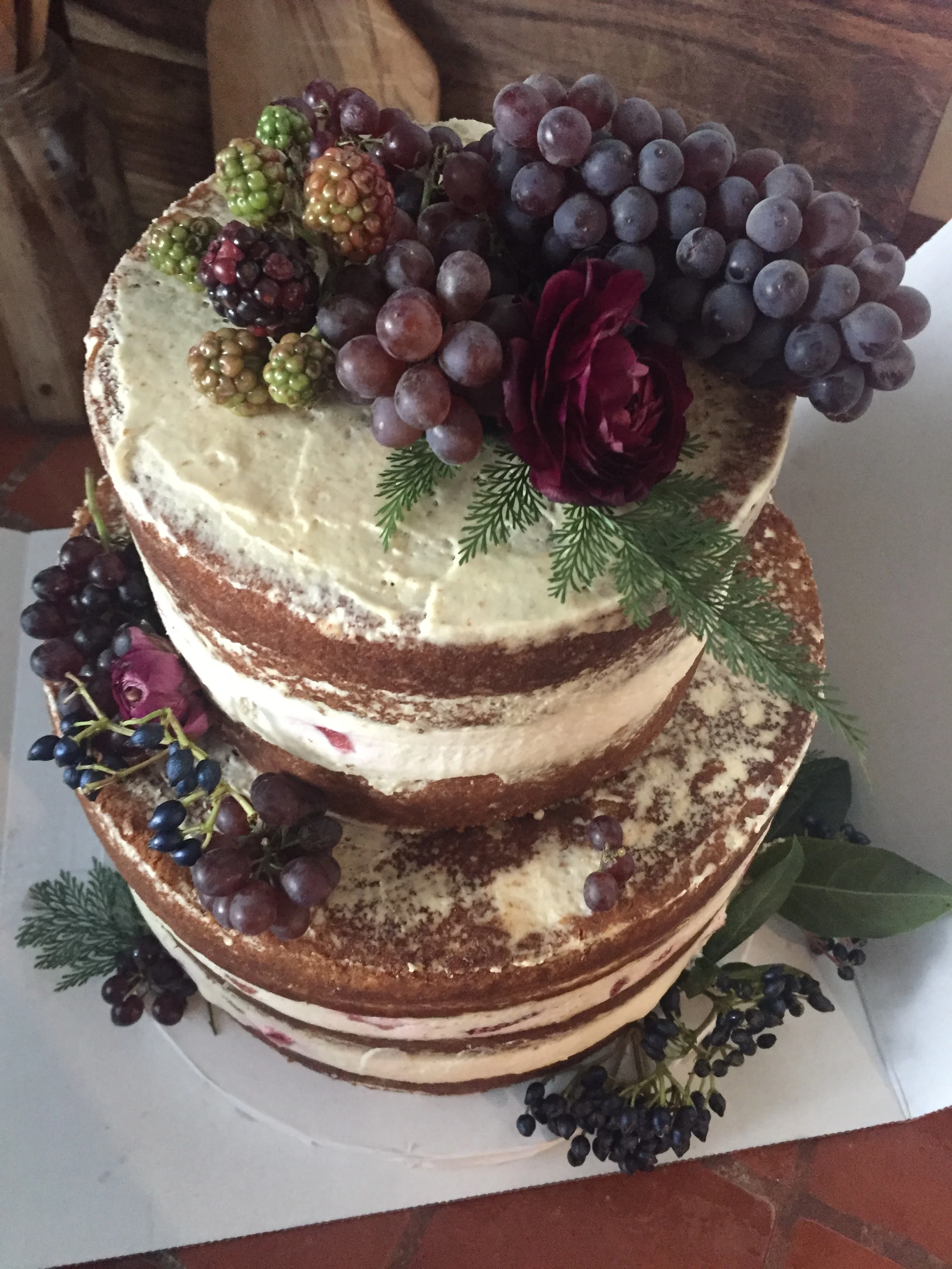 forest inspired cake styling