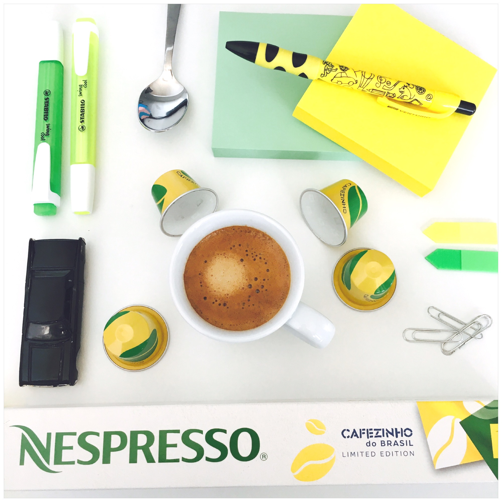 Asi osud, že mám Nespresso kávky i v práci, co říkáte? :-)