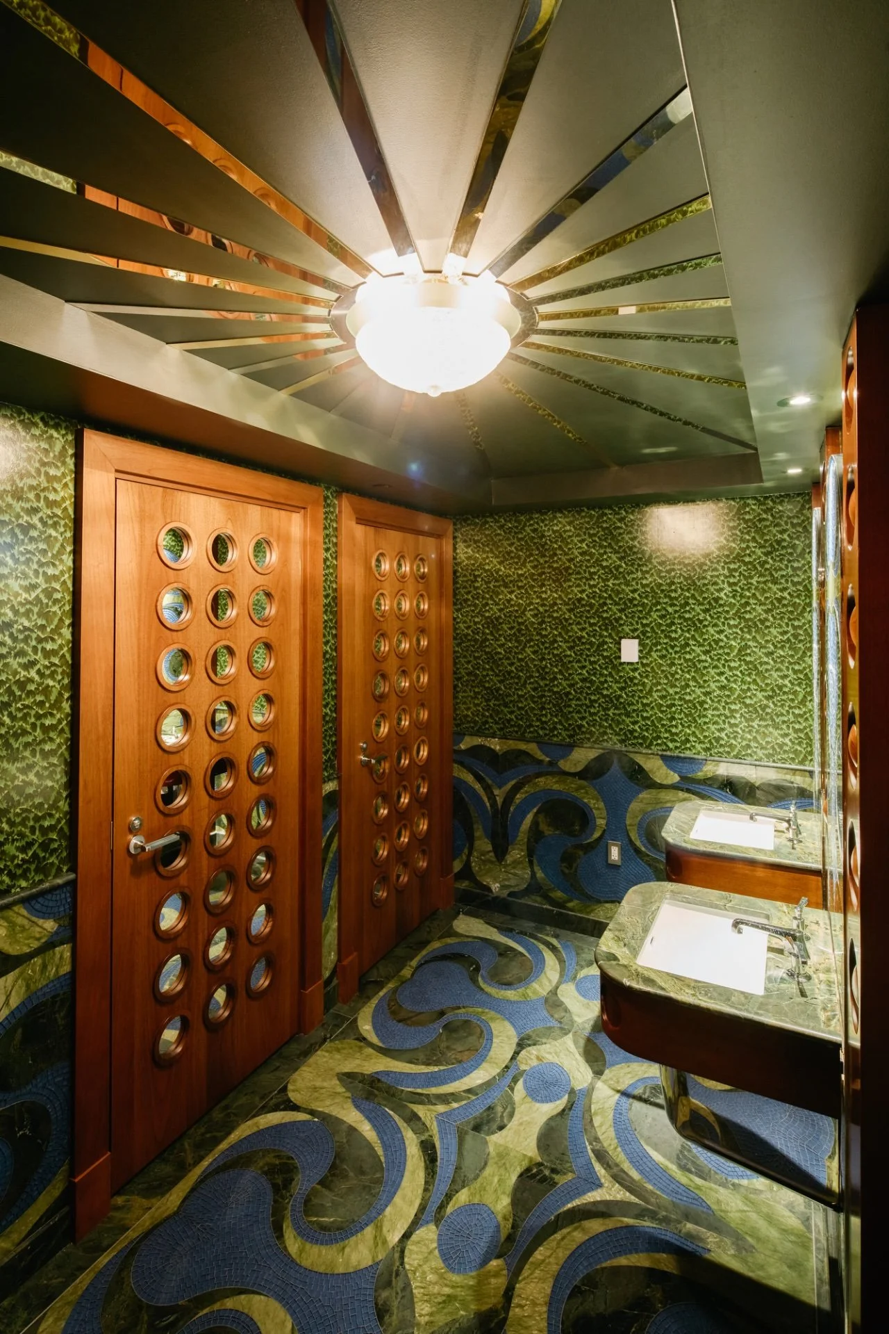 toilet printemps nyc.jpeg