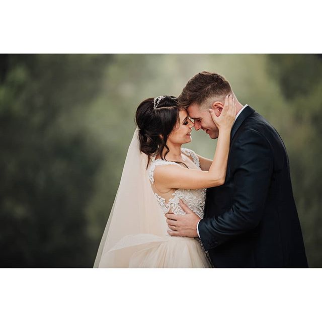 @stefanotorreggianiphototeam #anfmshare​ #instawedding​ #photography #elegantwedding #realwedding​#wedding​ ​#weddingphotographer #dreamwedding #weddingphotos #weddingideas​#weddinginspirations #realweddings​ ​#officialweddingmagazine #fashionbride​#