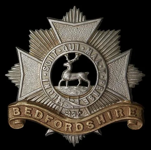 Bedfordshire Regiment cap badge