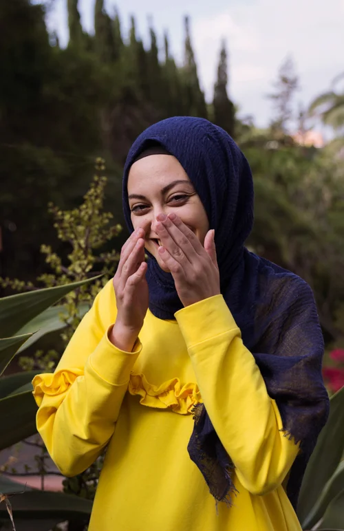 Fotografiar personas que no son modelos: mujer riendo gran canaria