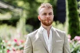 Jay Broadhurst (tenor)