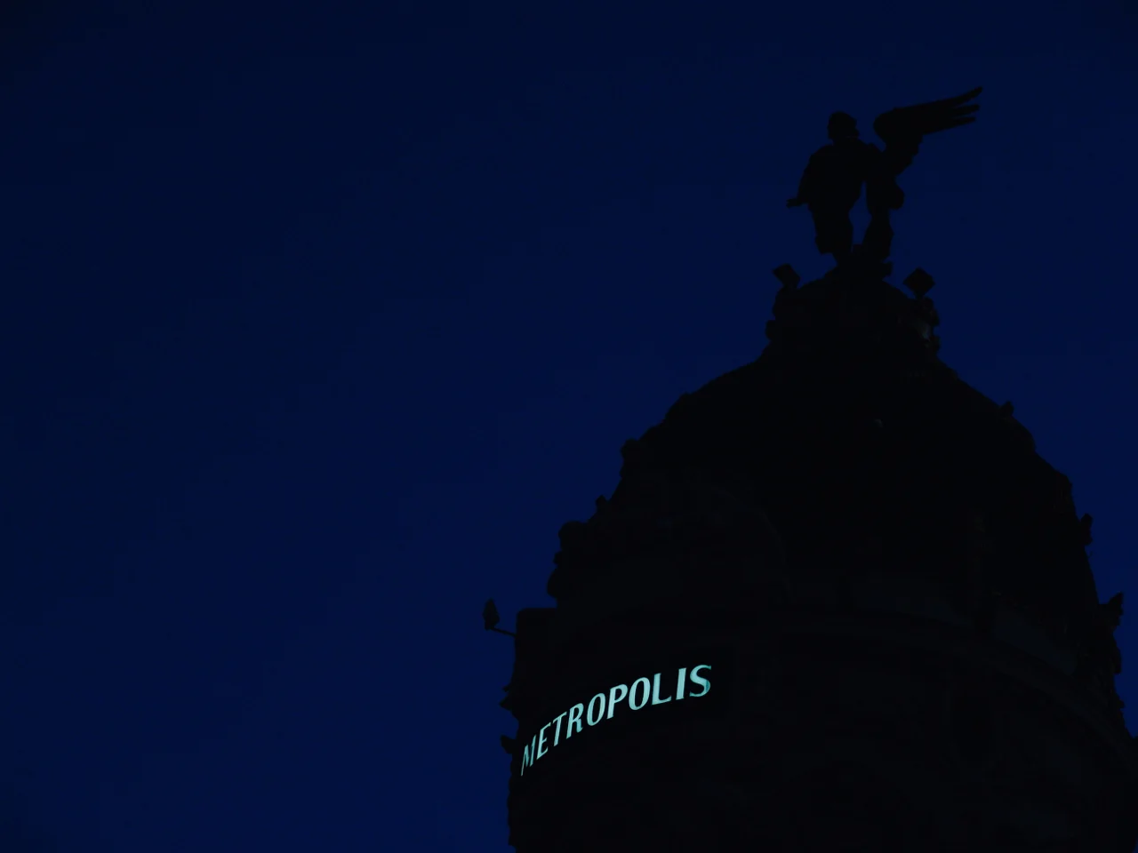 Edificio Metrópolis. Madrid / Arquitectos Jules y Raymond Fèvrier