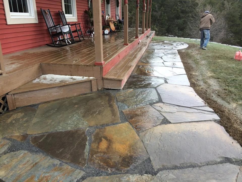 Landscaping ideas in Pine Island NY for walkways