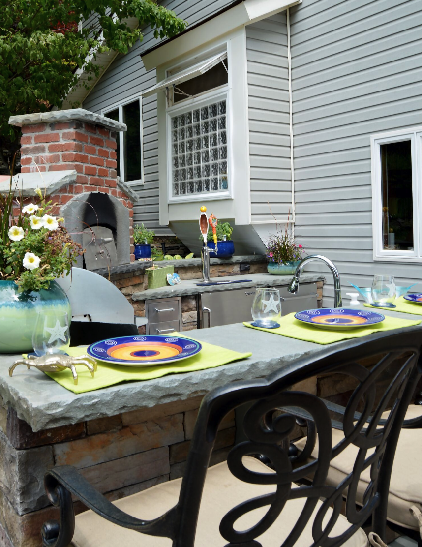 Landscaping in Monroe NY - stunning patio with outdoor kitchen