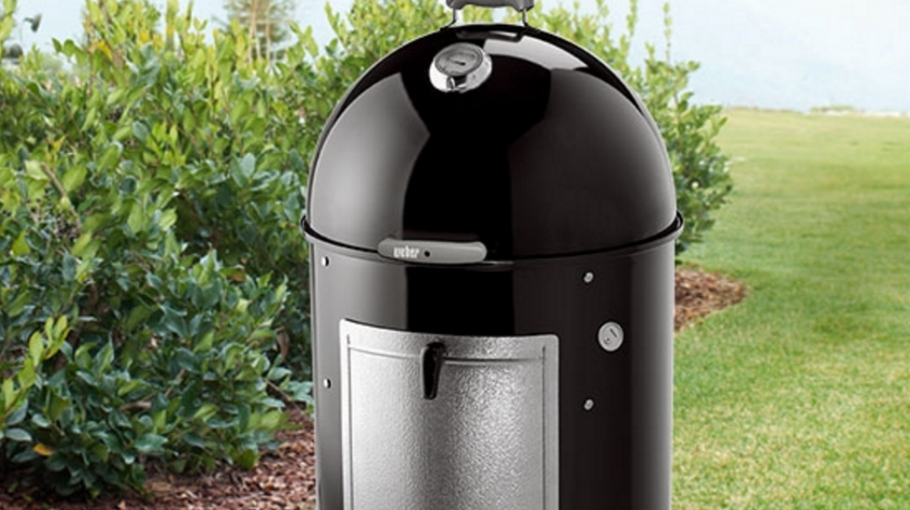 Getting the Right Smoker for Your Orange County, NY Outdoor Kitchen