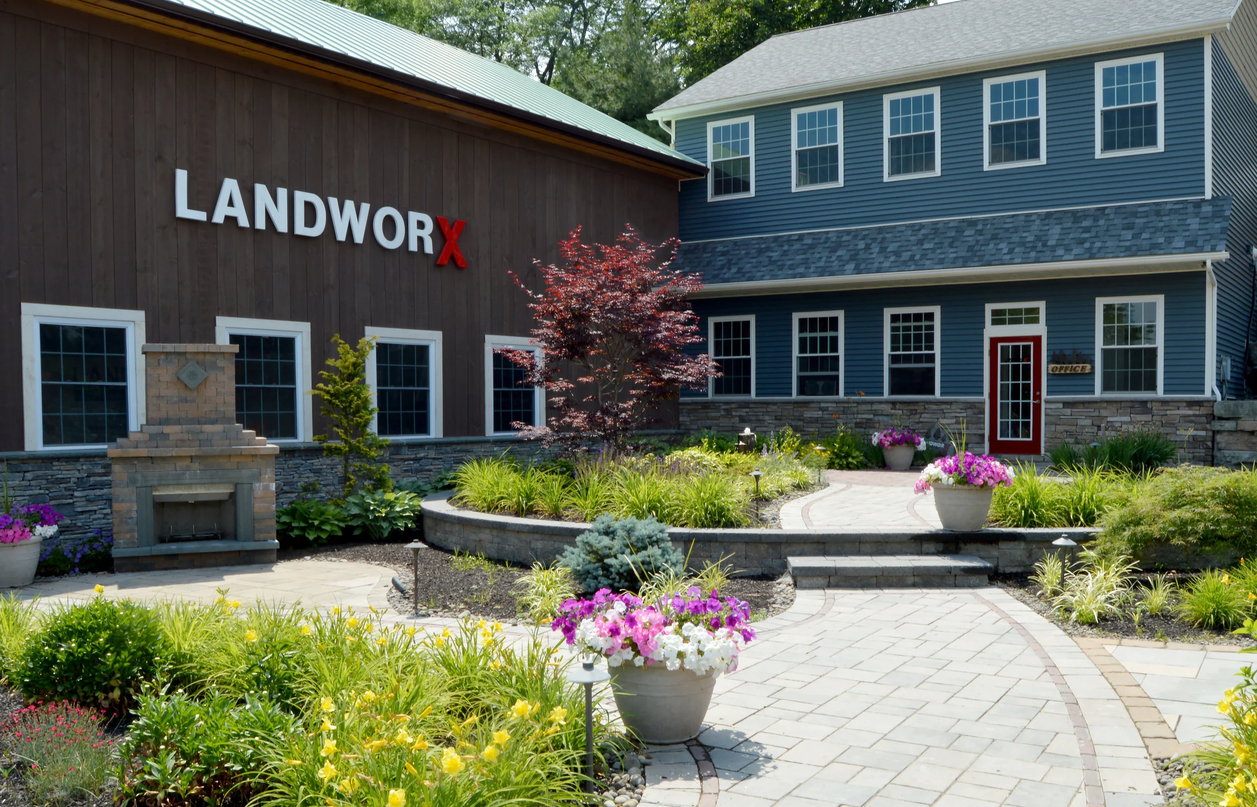 Landworx of NY Headquarters: Transformation 