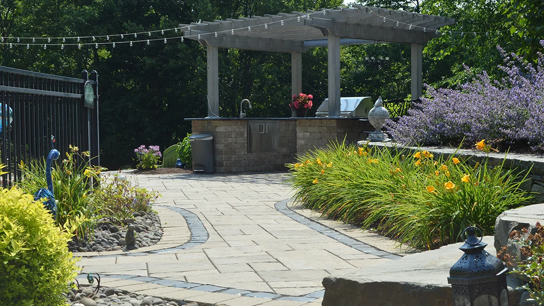 Landscaping Ideas for Flat Yards