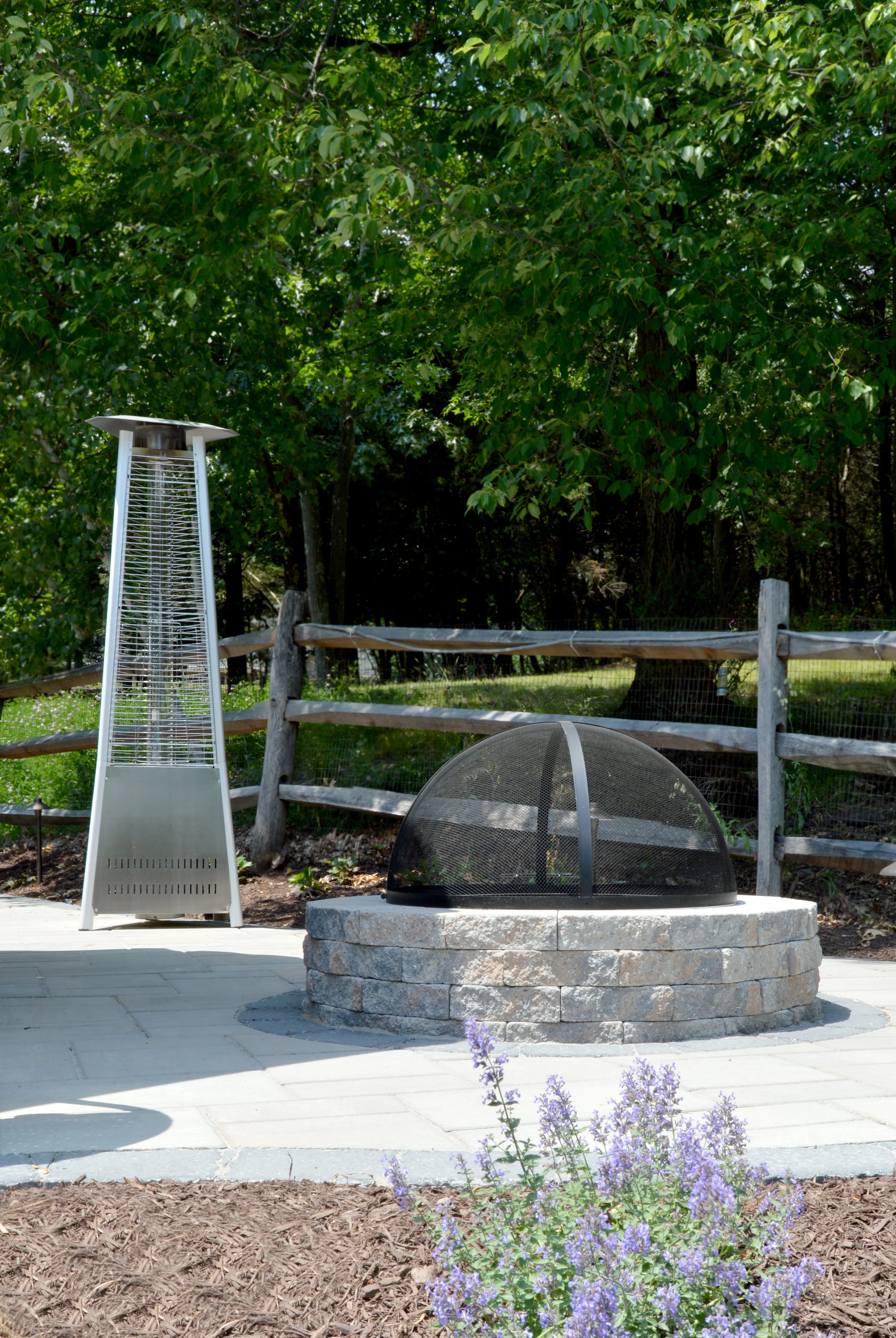 6 Reasons to Integrate a Fire Pit in Your Chester, NY, Backyard