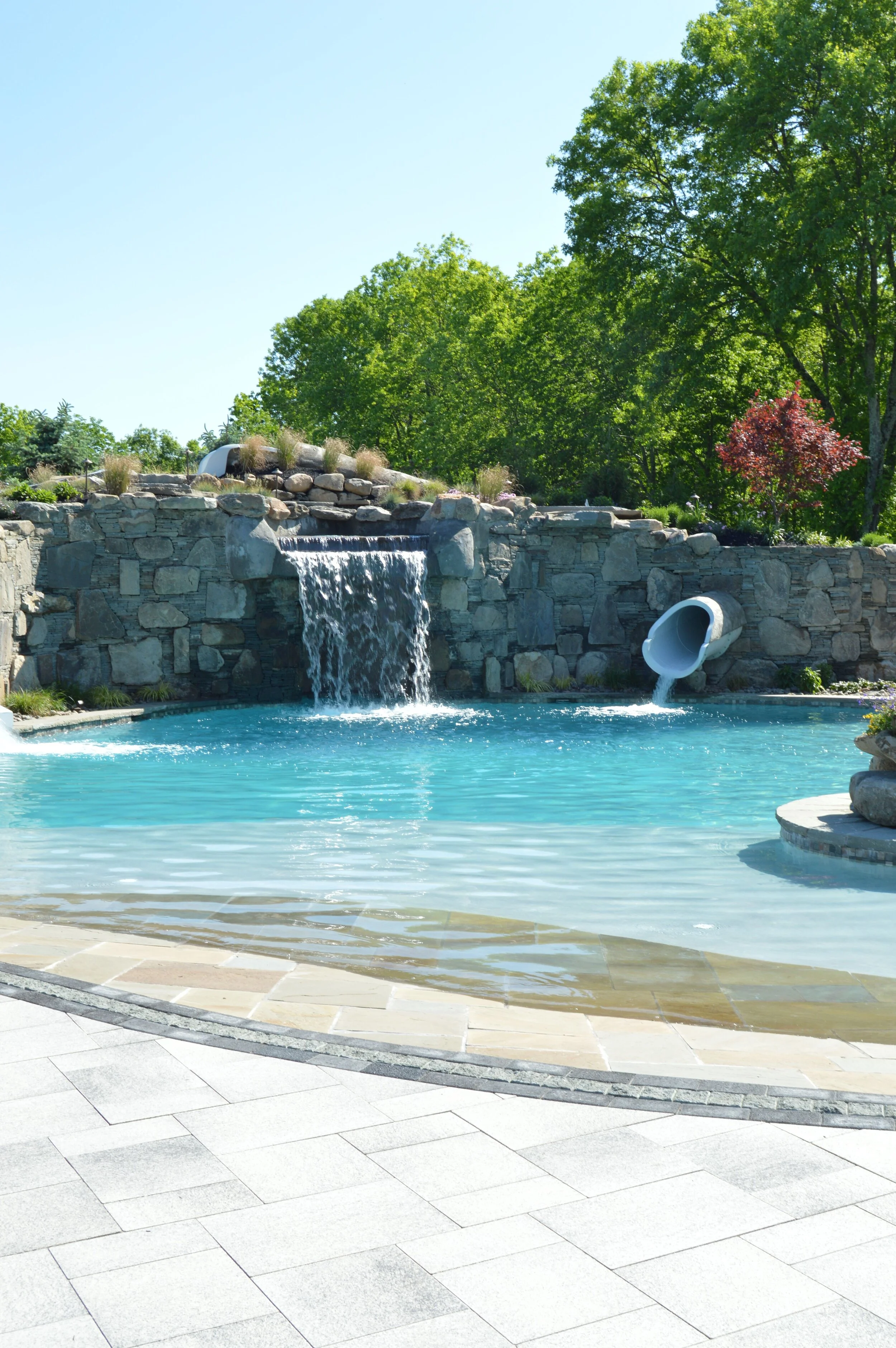 5 Masonry Features for a Spa-Like Swimming Pool in Monroe NY