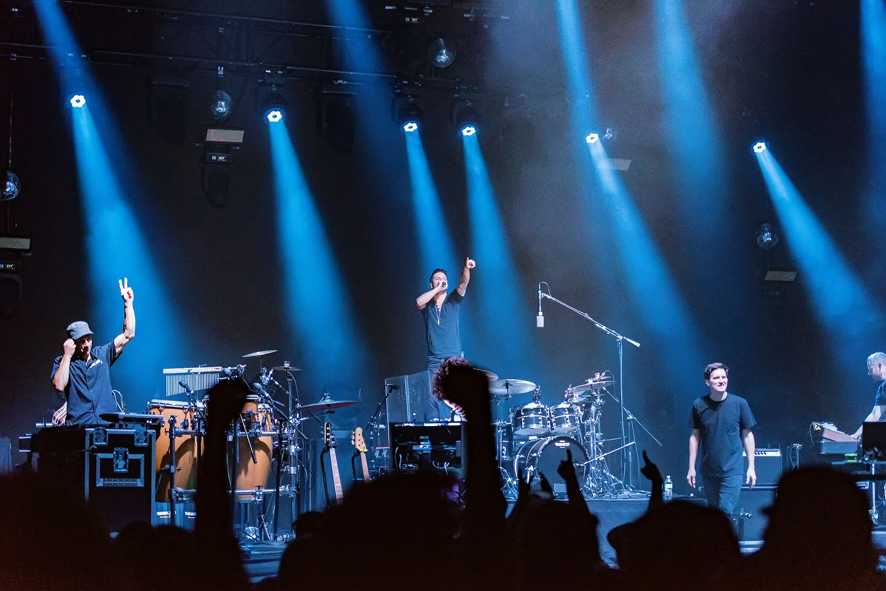 STS9