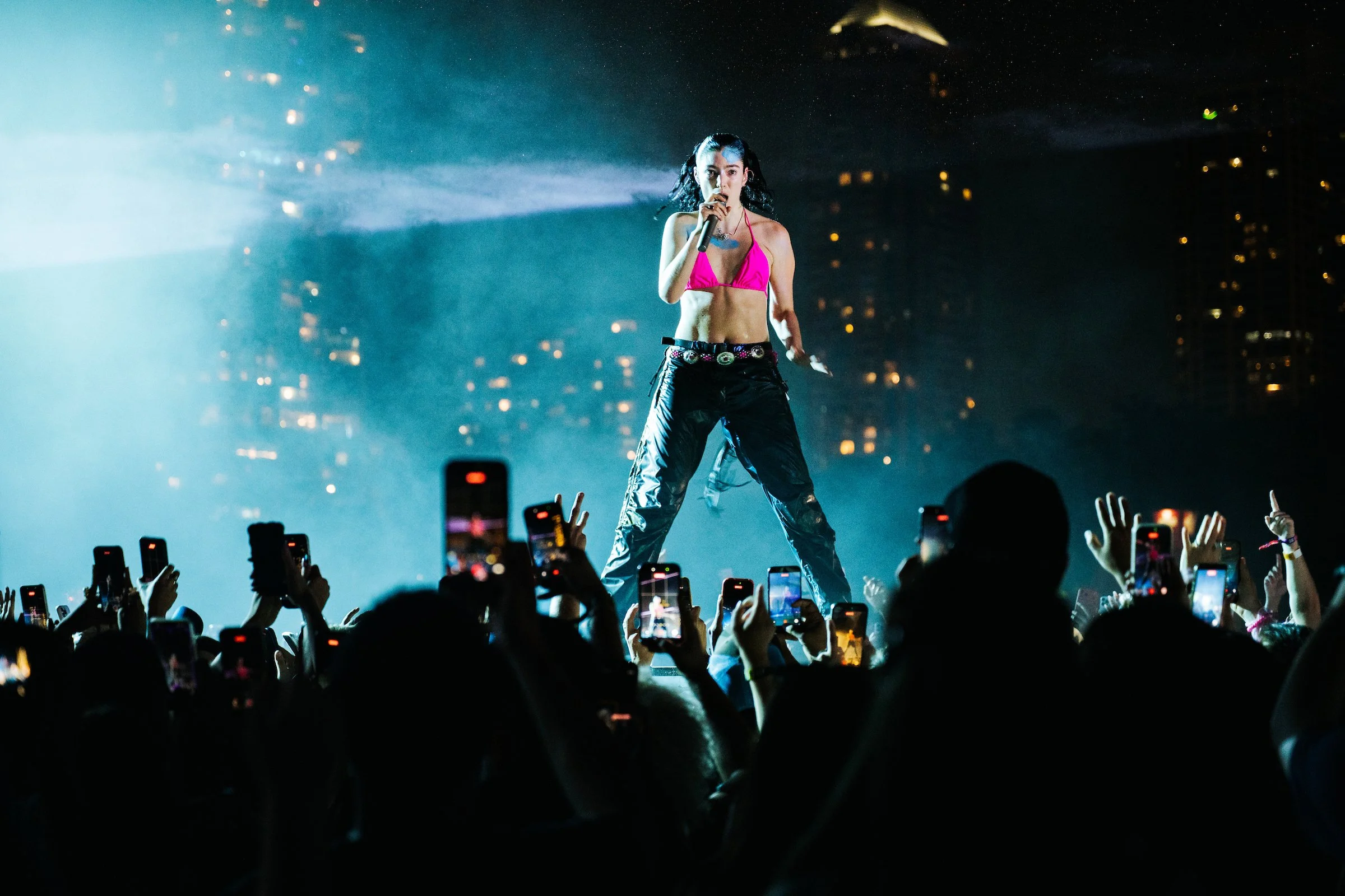 Lorde by Charles Reagan for Lollapalooza 20265265.JPG