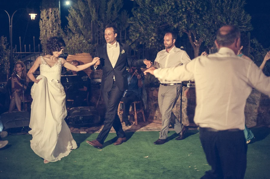 54_Destination_Wedding_in_Monemvasia_dance.jpg