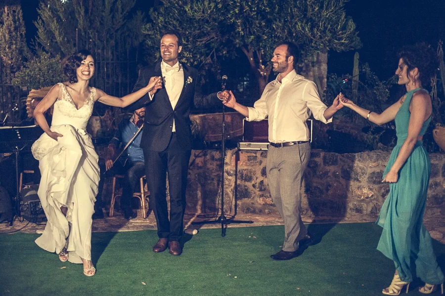 53_Destination_Wedding_in_Monemvasia_dance.jpg