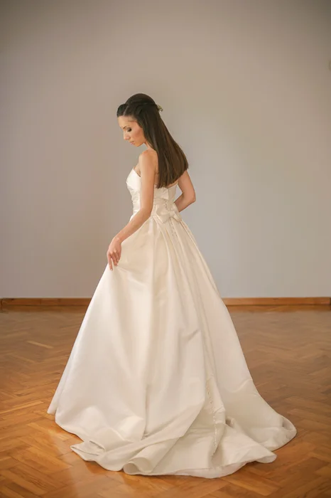 68 νυφικό pronovias.jpg