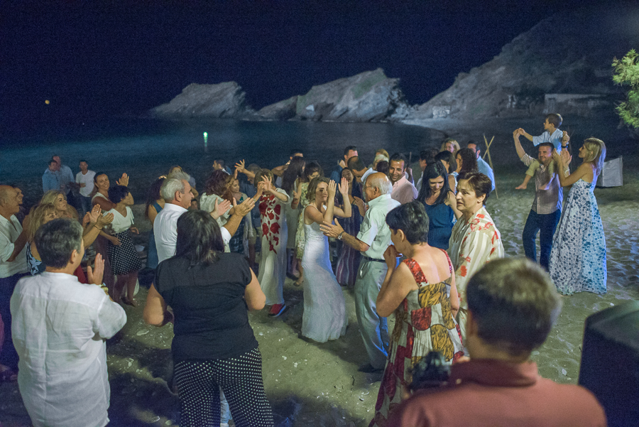 169_Wedding beach party.jpg